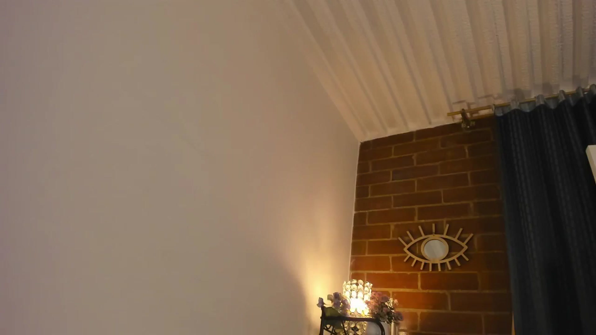 Gallery image thumbnail from LauraKat's myfreecams stream on, 06/18/2024, 17:19 image 18 of 20