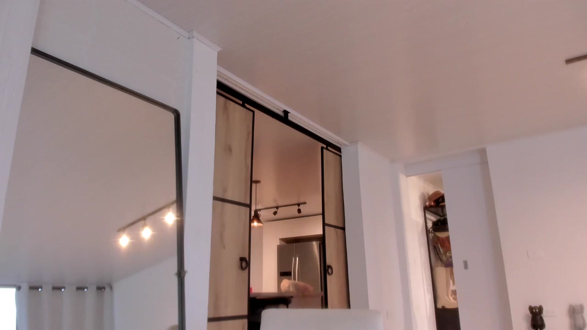 Gallery image thumbnail from LauraVega's myfreecams stream on, 11/21/2022, 24:12 image 6 of 20