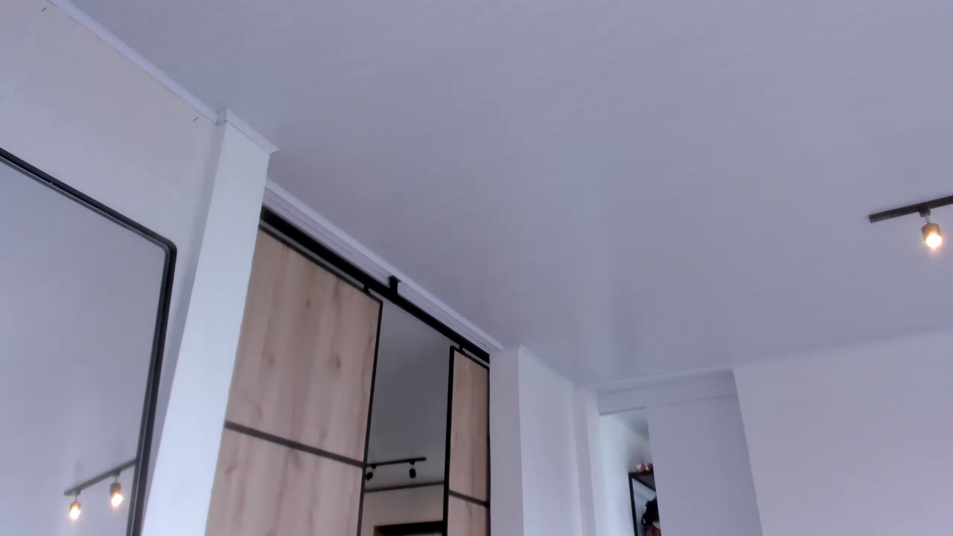 Gallery image thumbnail from LauraVega's myfreecams stream on, 11/27/2022, 17:07 image 15 of 20