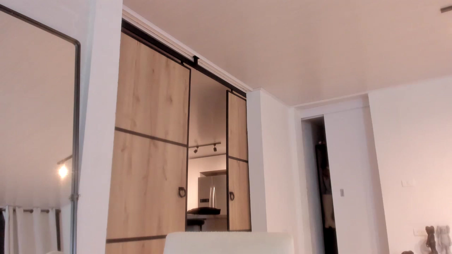 Gallery image thumbnail from LauraVega's myfreecams stream on, 11/28/2022, 24:48 image 15 of 20