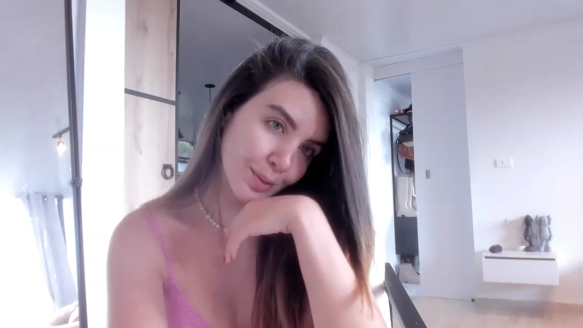 Gallery image thumbnail from LauraVega's myfreecams stream on, 11/28/2022, 16:37 image 12 of 20