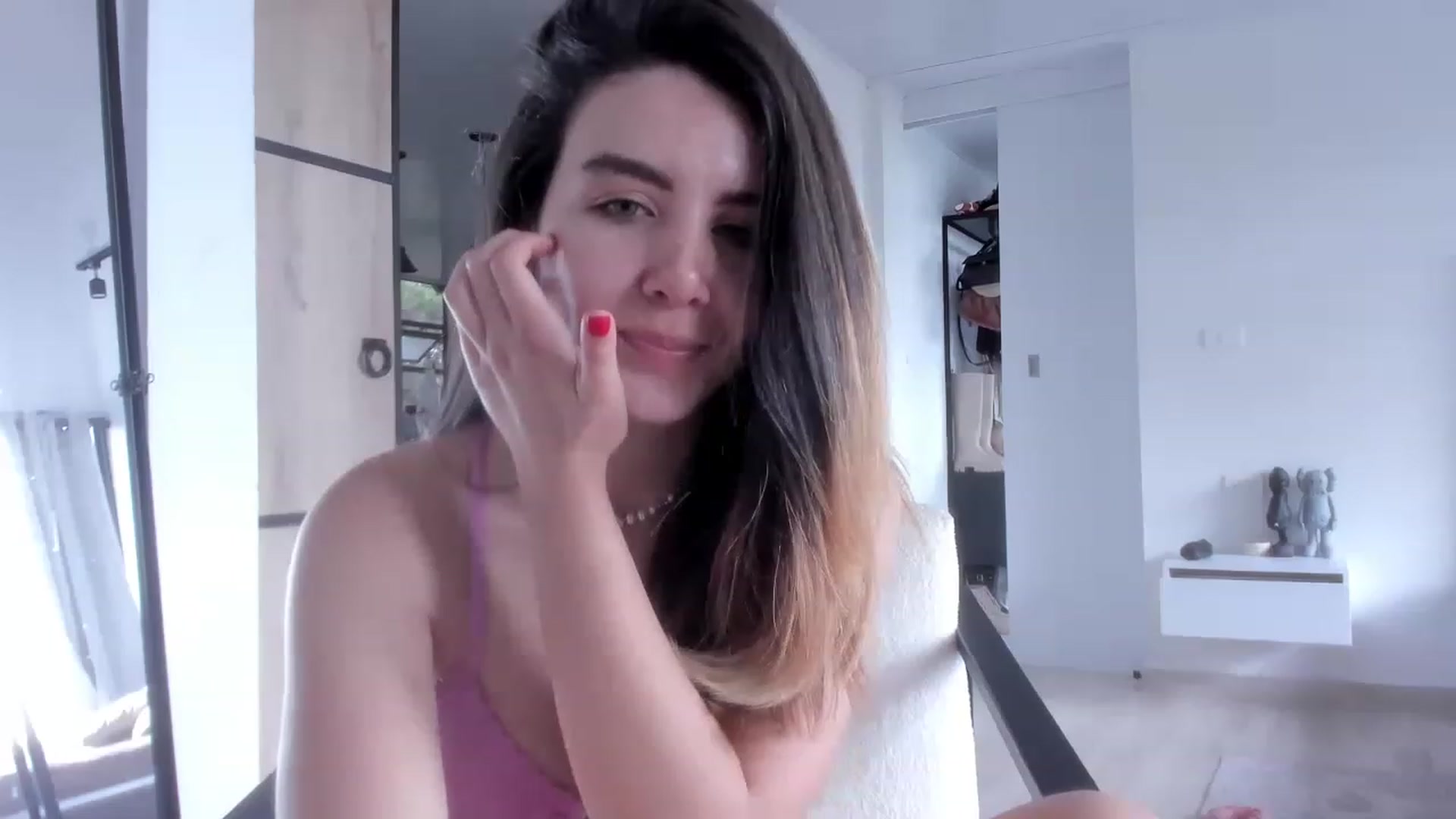 Gallery image thumbnail from LauraVega's myfreecams stream on, 11/28/2022, 16:37 image 9 of 20