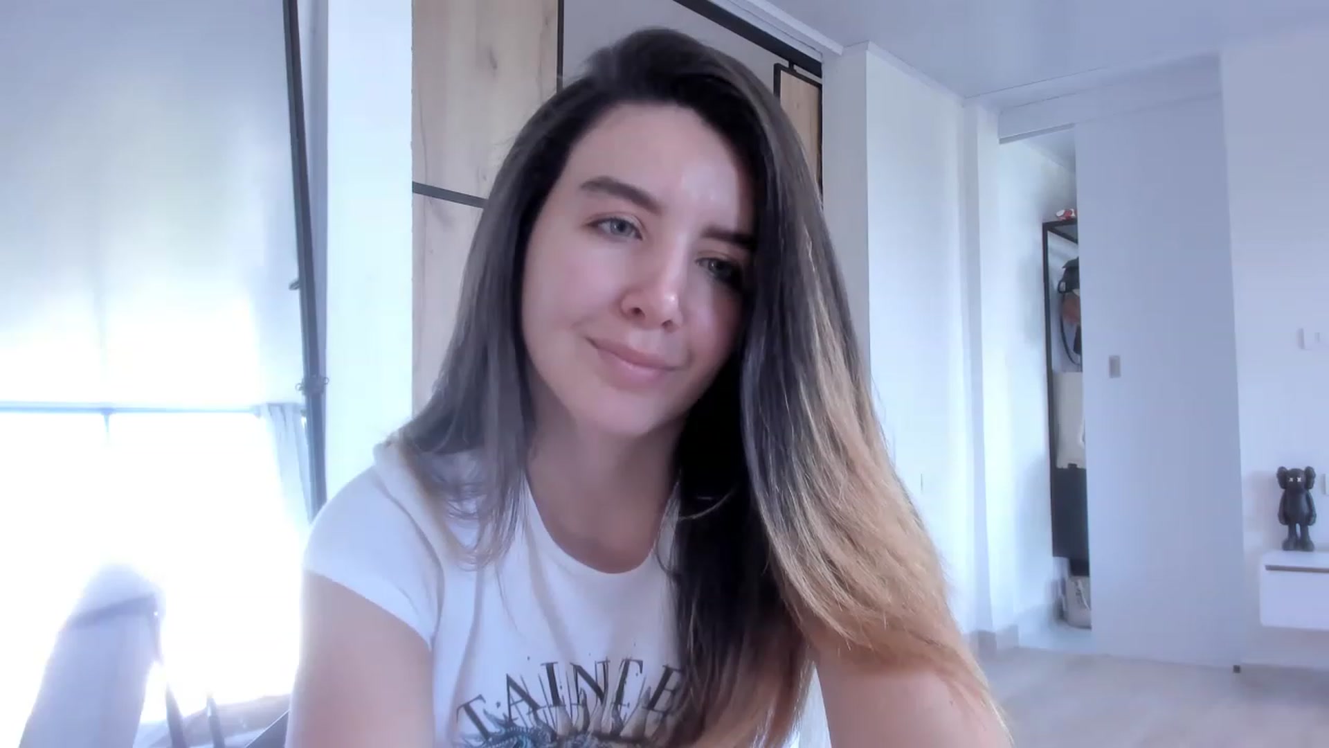 Gallery image thumbnail from LauraVega's myfreecams stream on, 12/02/2022, 16:16 image 18 of 20