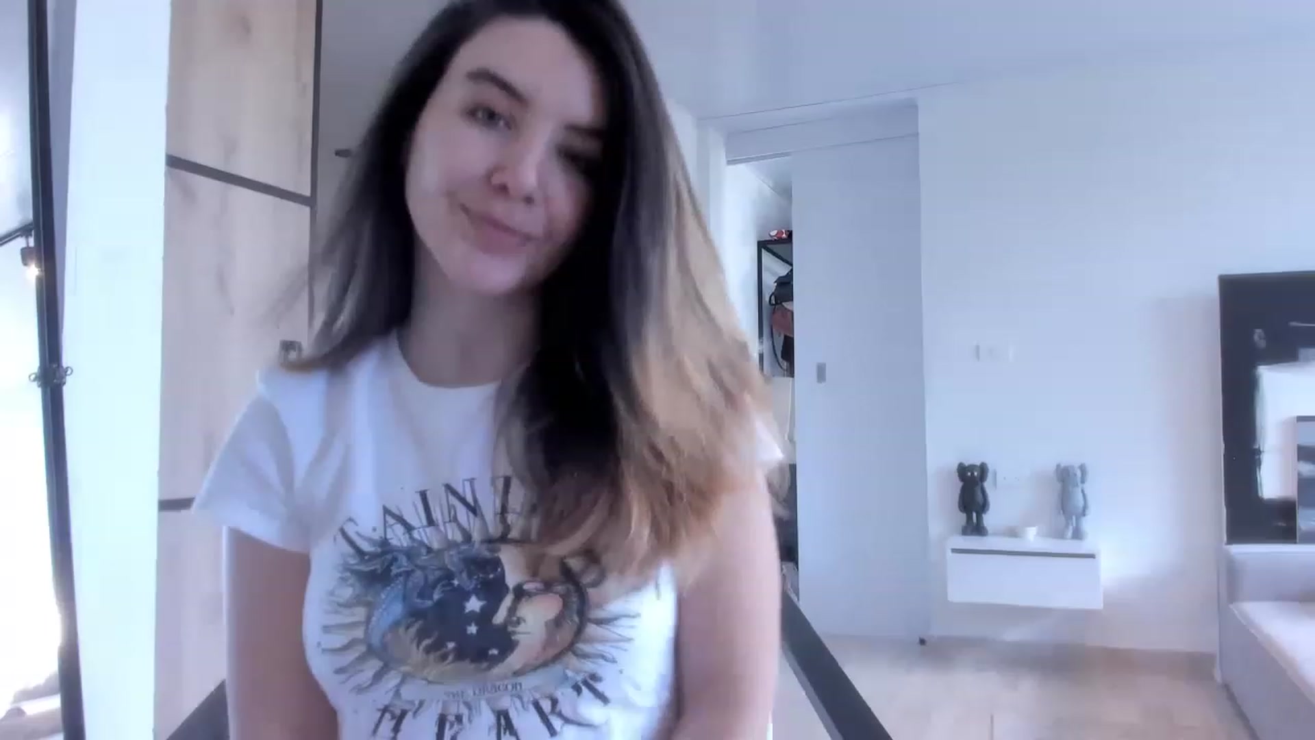 Gallery image thumbnail from LauraVega's myfreecams stream on, 12/02/2022, 16:16 image 1 of 20