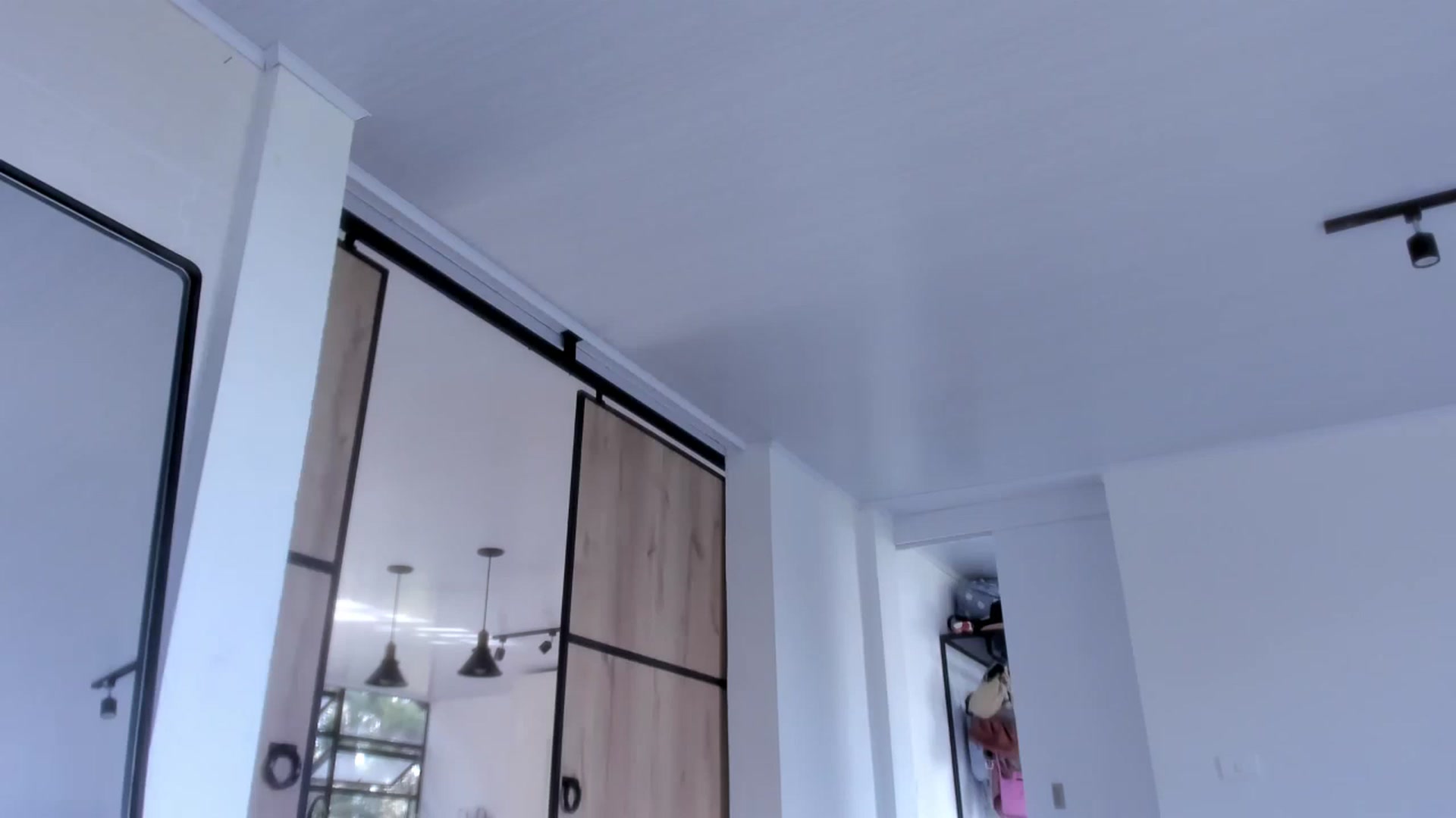 Gallery image thumbnail from LauraVega's myfreecams stream on, 12/22/2022, 20:09 image 14 of 20