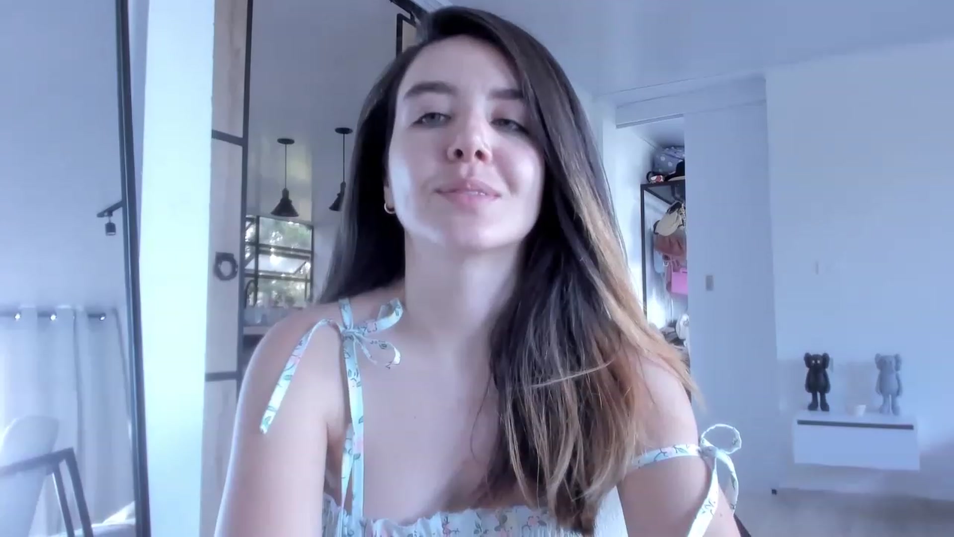Gallery image thumbnail from LauraVega's myfreecams stream on, 12/22/2022, 20:57 image 8 of 20