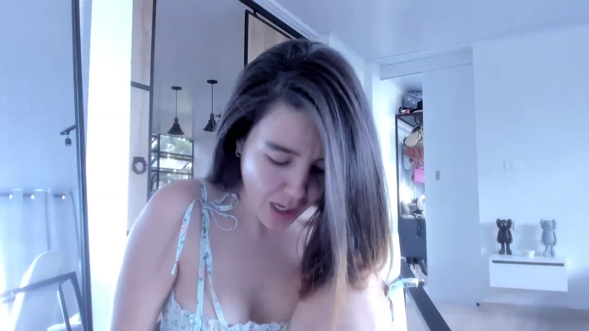 Gallery image thumbnail from LauraVega's myfreecams stream on, 12/22/2022, 20:57 image 14 of 20
