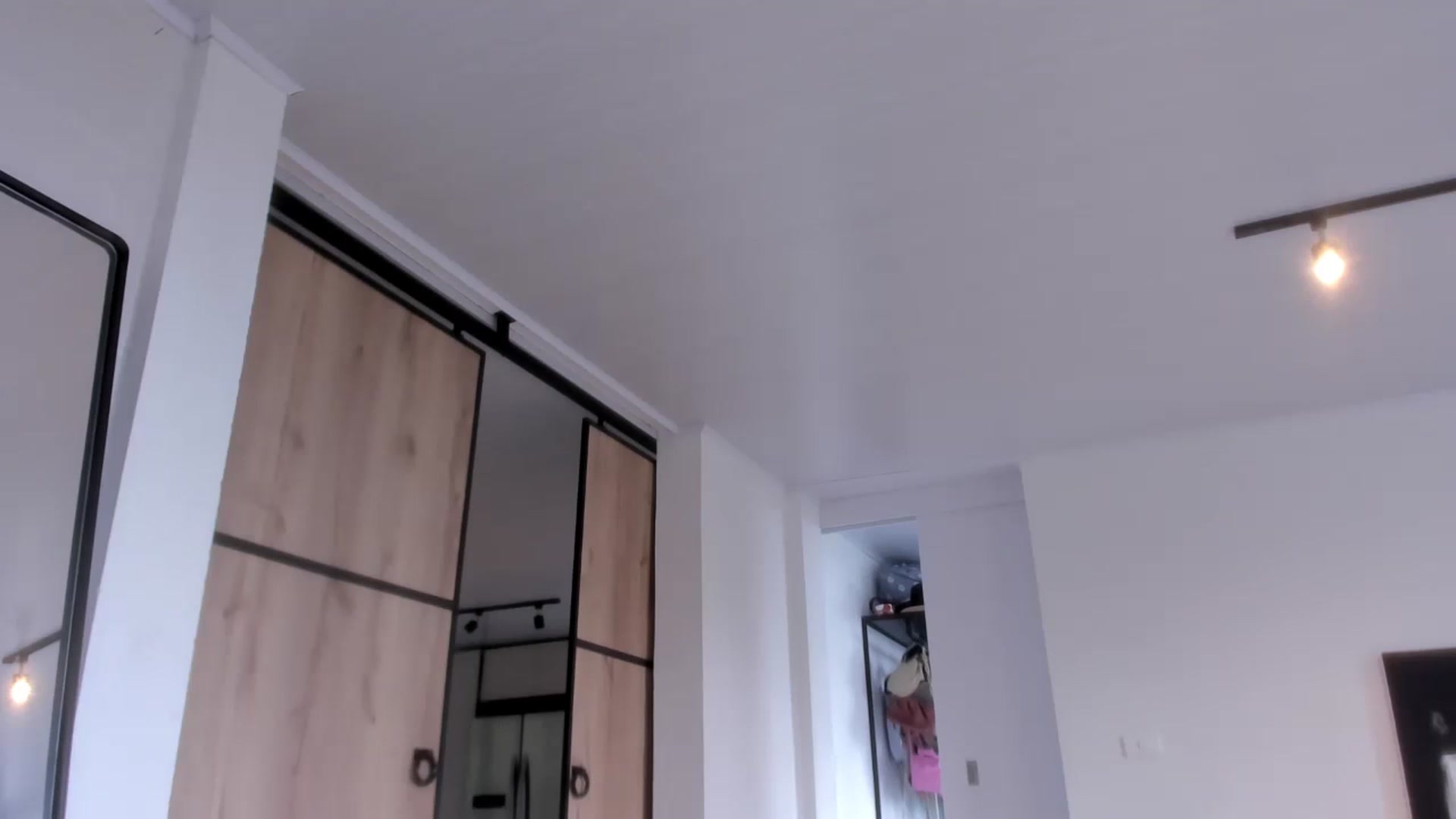 Gallery image thumbnail from LauraVega's myfreecams stream on, 12/26/2022, 16:32 image 4 of 20