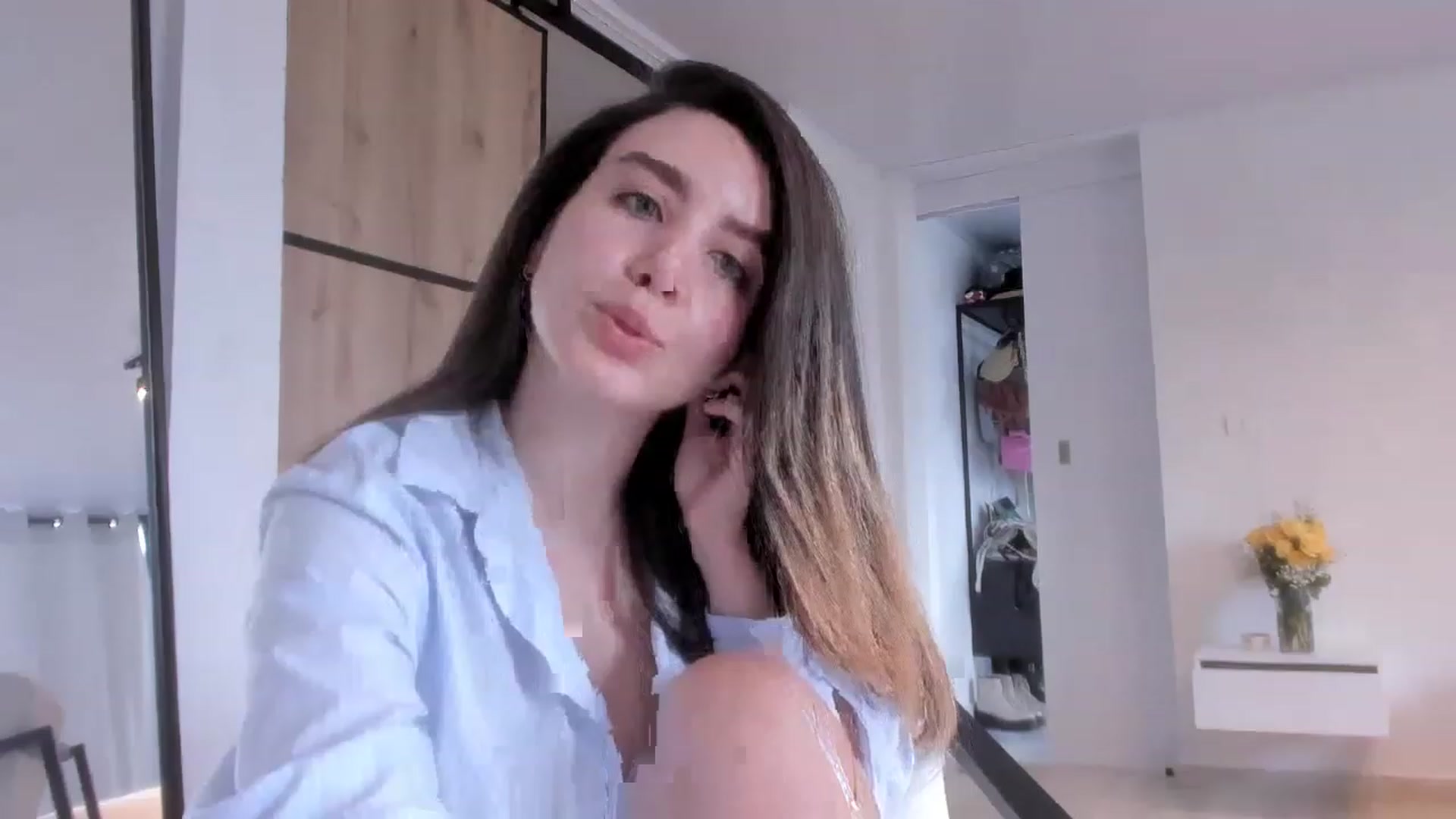 Gallery image thumbnail from LauraVega's myfreecams stream on, 12/26/2022, 21:07 image 10 of 20