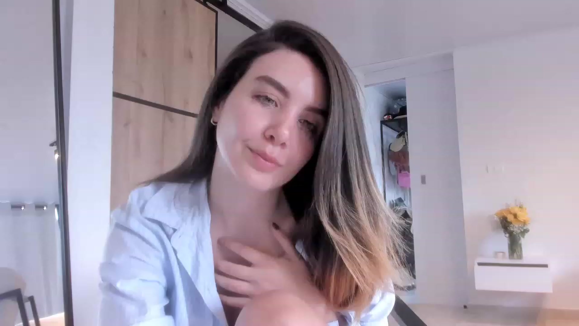 Gallery image thumbnail from LauraVega's myfreecams stream on, 12/26/2022, 21:07 image 9 of 20