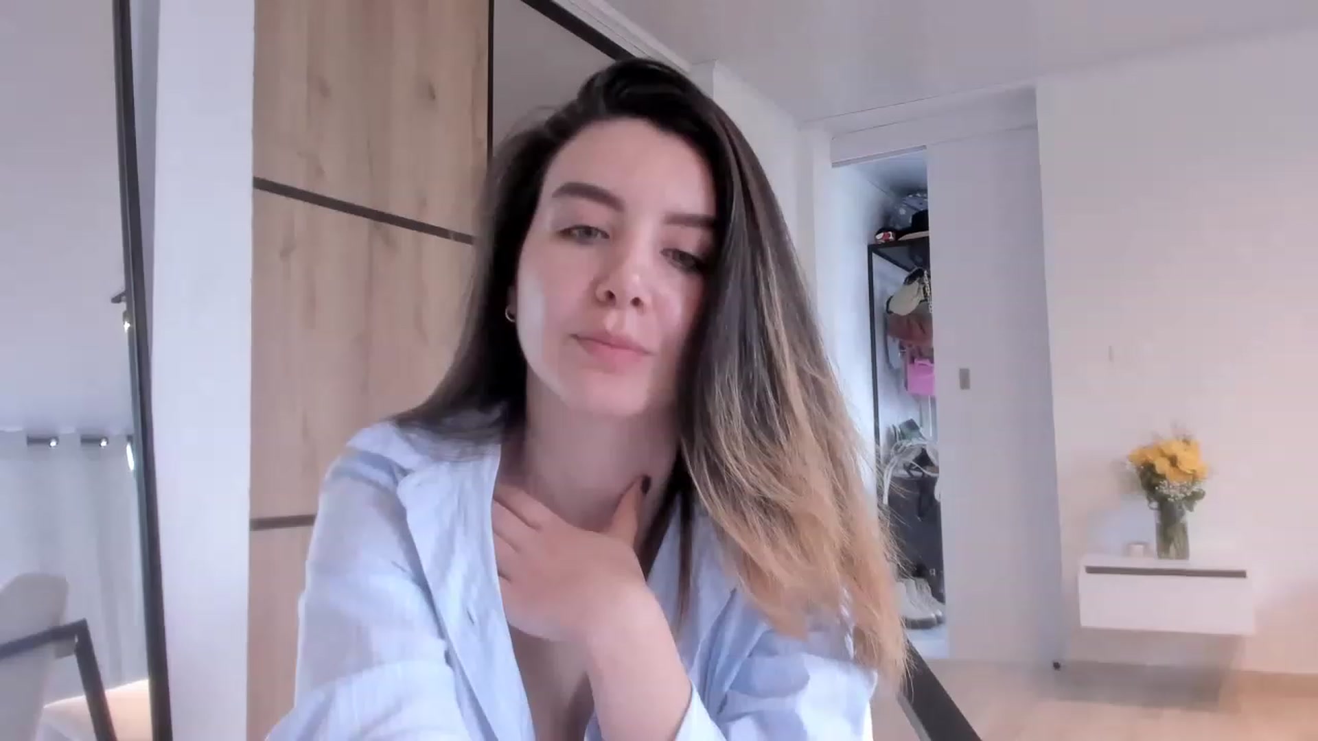 Gallery image thumbnail from LauraVega's myfreecams stream on, 12/26/2022, 21:07 image 19 of 20