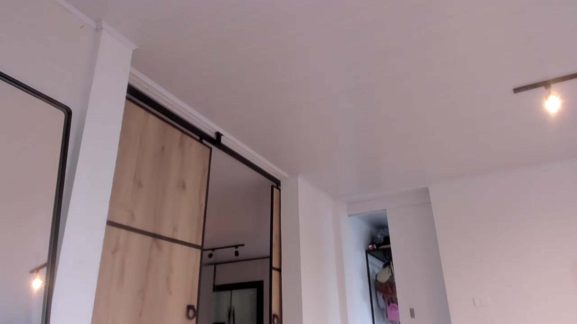 Gallery image thumbnail from LauraVega's myfreecams stream on, 12/26/2022, 23:21 image 4 of 20
