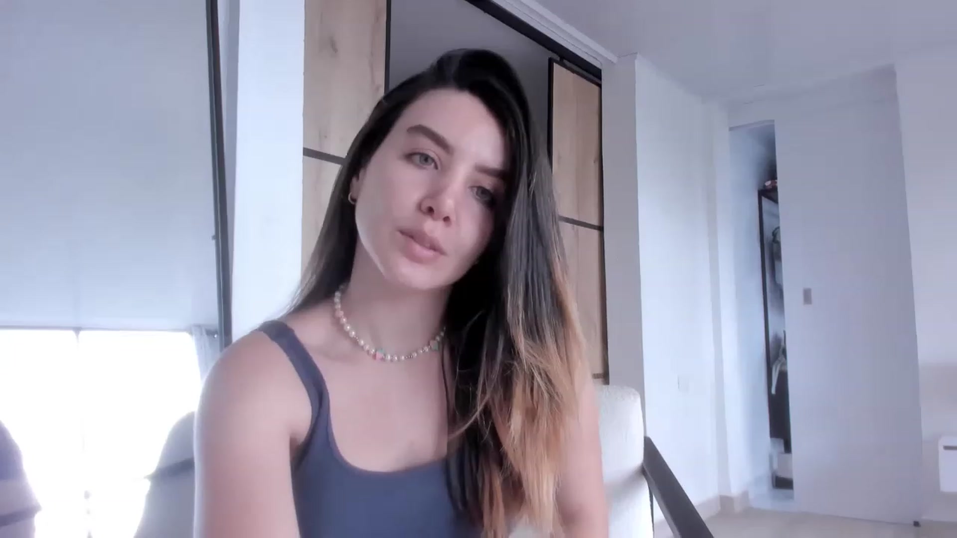 Gallery image thumbnail from LauraVega's myfreecams stream on, 01/02/2023, 14:33 image 4 of 20