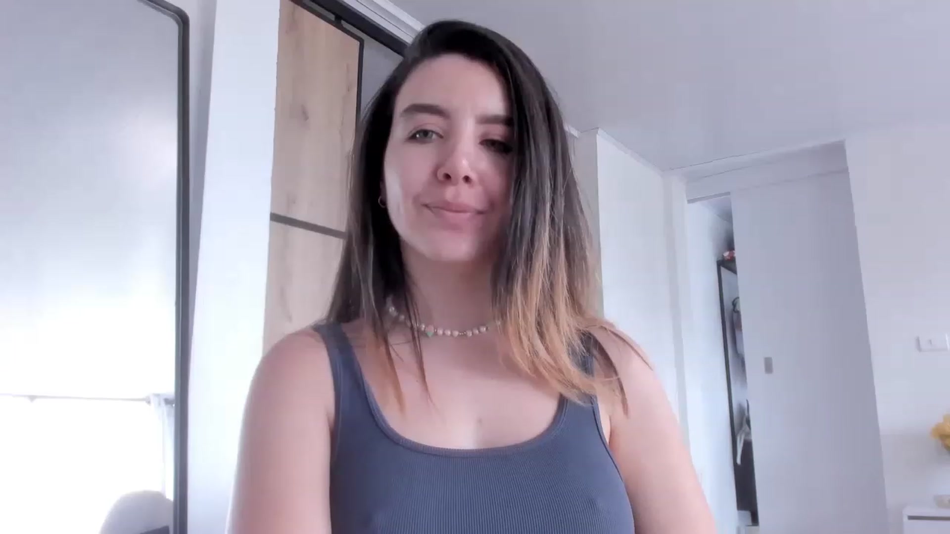 Gallery image thumbnail from LauraVega's myfreecams stream on, 01/02/2023, 14:33 image 14 of 20