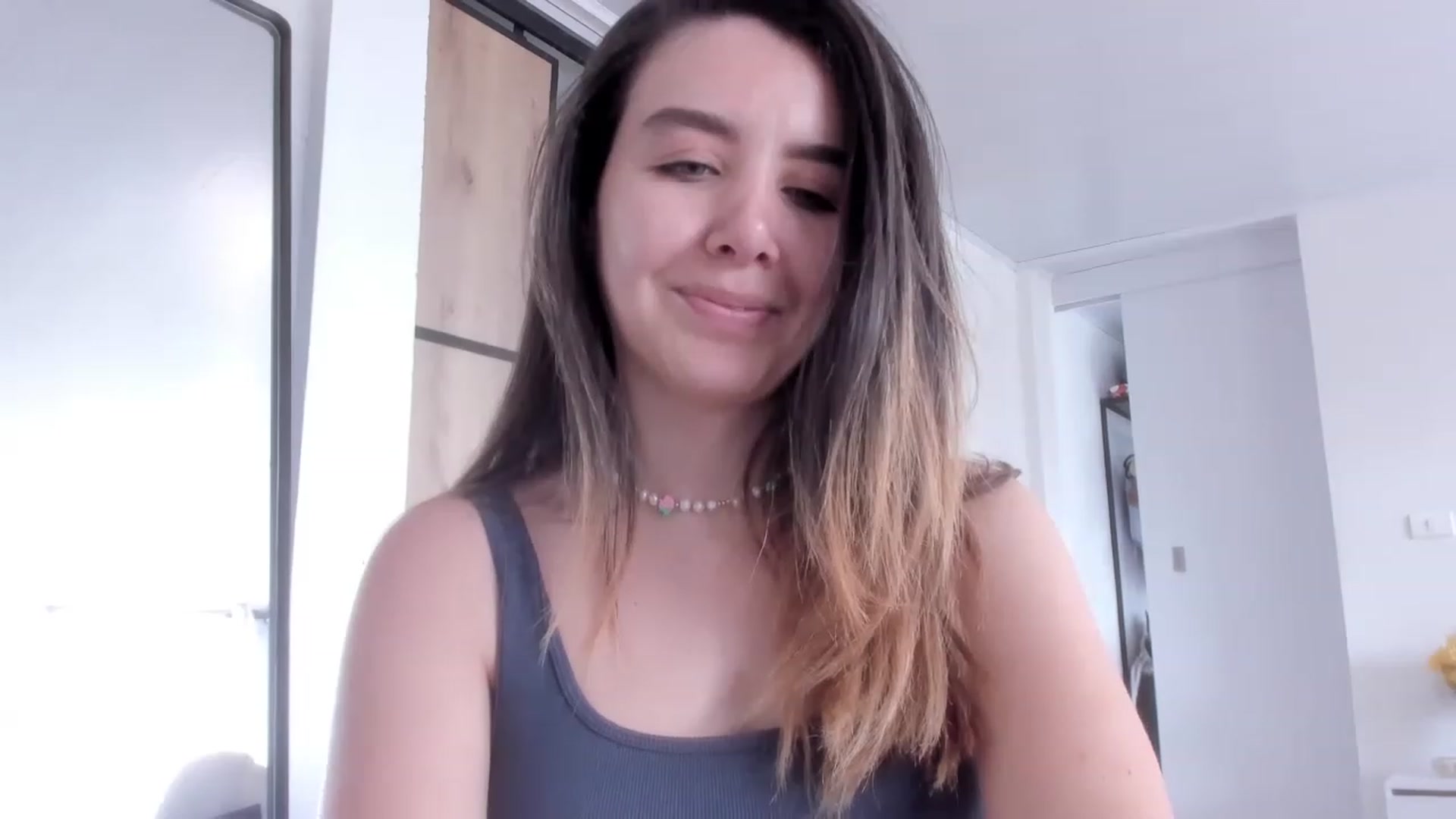 Gallery image thumbnail from LauraVega's myfreecams stream on, 01/02/2023, 14:33 image 13 of 20