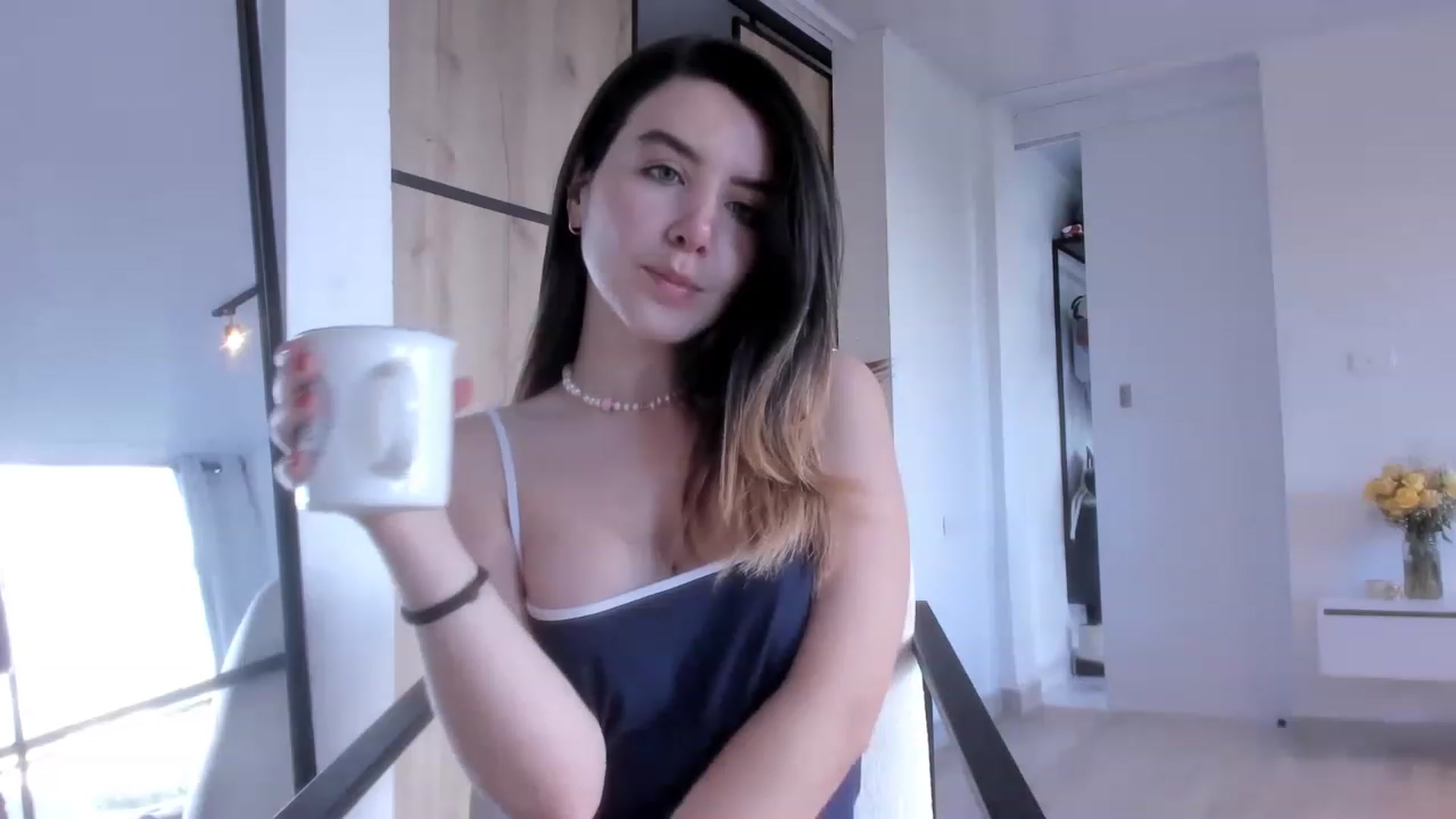 Gallery image thumbnail from LauraVega's myfreecams stream on, 01/02/2023, 20:33 image 11 of 20