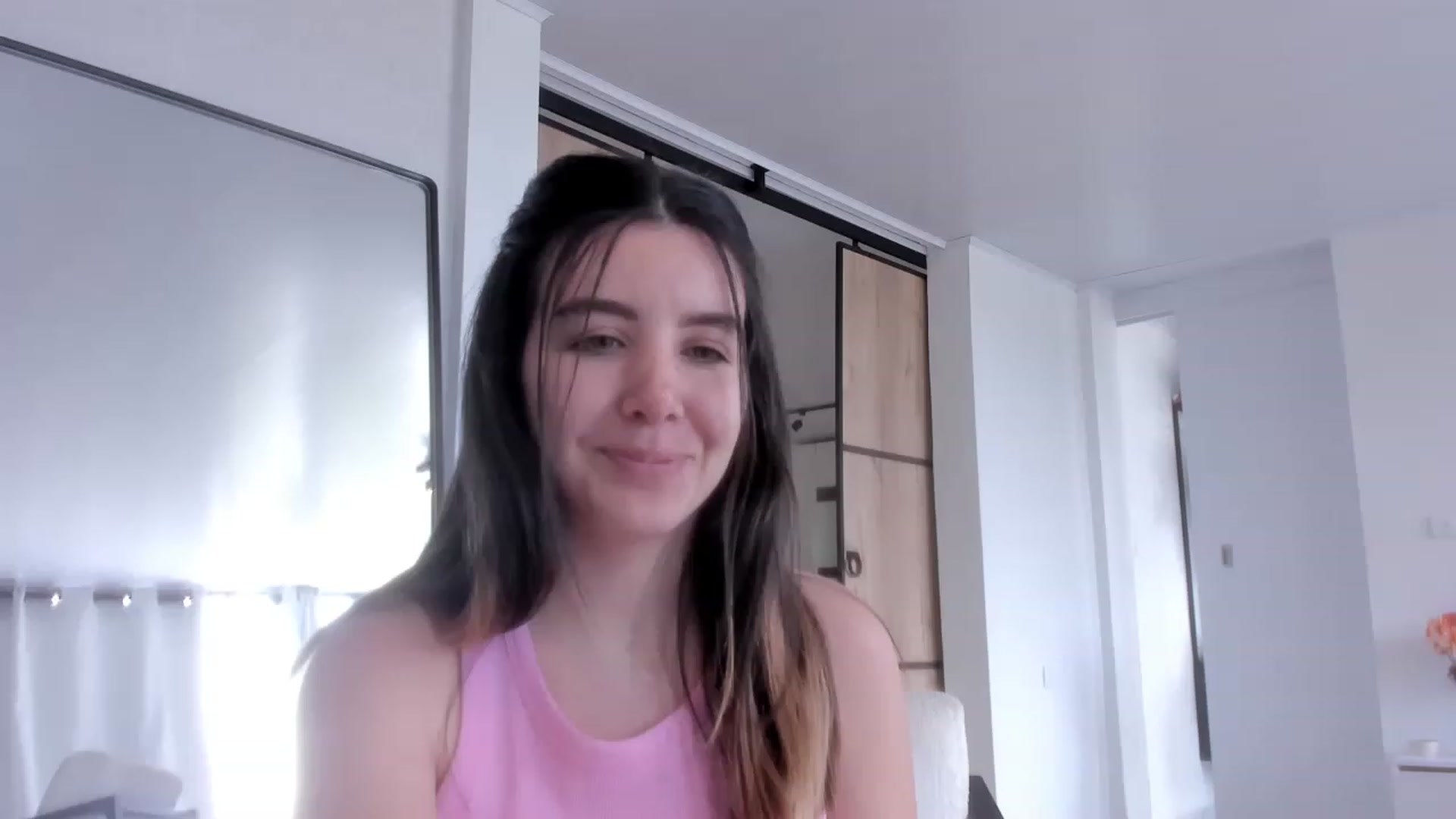 Gallery image thumbnail from LauraVega's myfreecams stream on, 01/20/2023, 17:04 image 13 of 20
