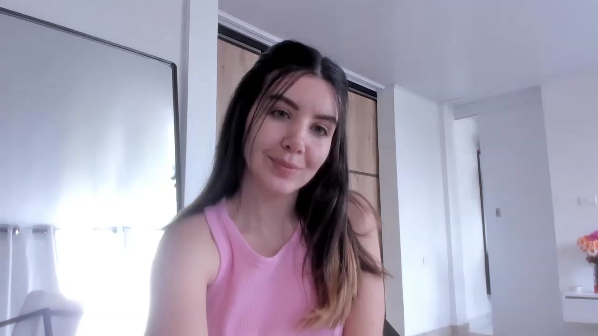 Gallery image thumbnail from LauraVega's myfreecams stream on, 01/20/2023, 17:04 image 6 of 20