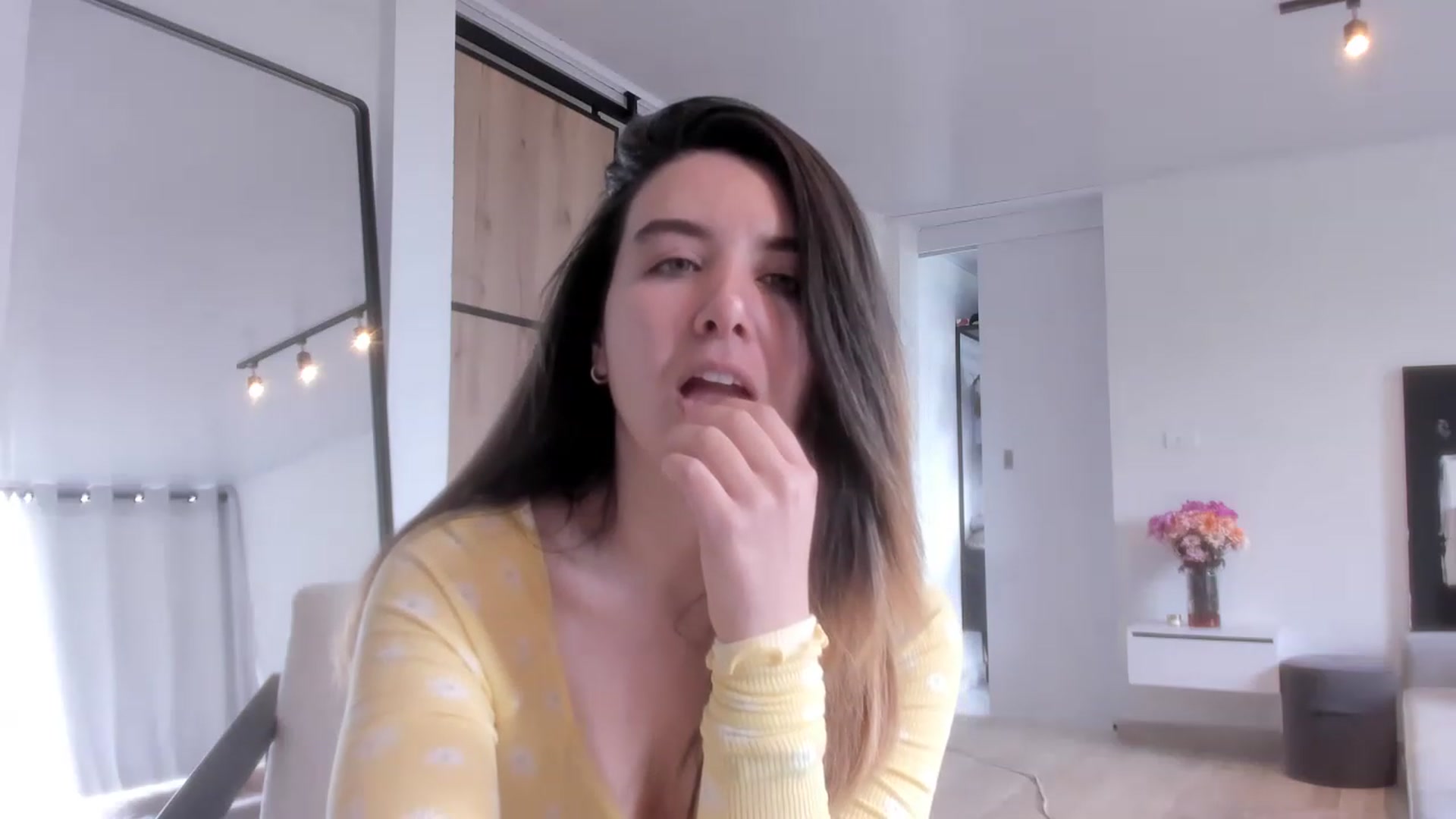 Gallery image thumbnail from LauraVega's myfreecams stream on, 01/22/2023, 16:52 image 18 of 20