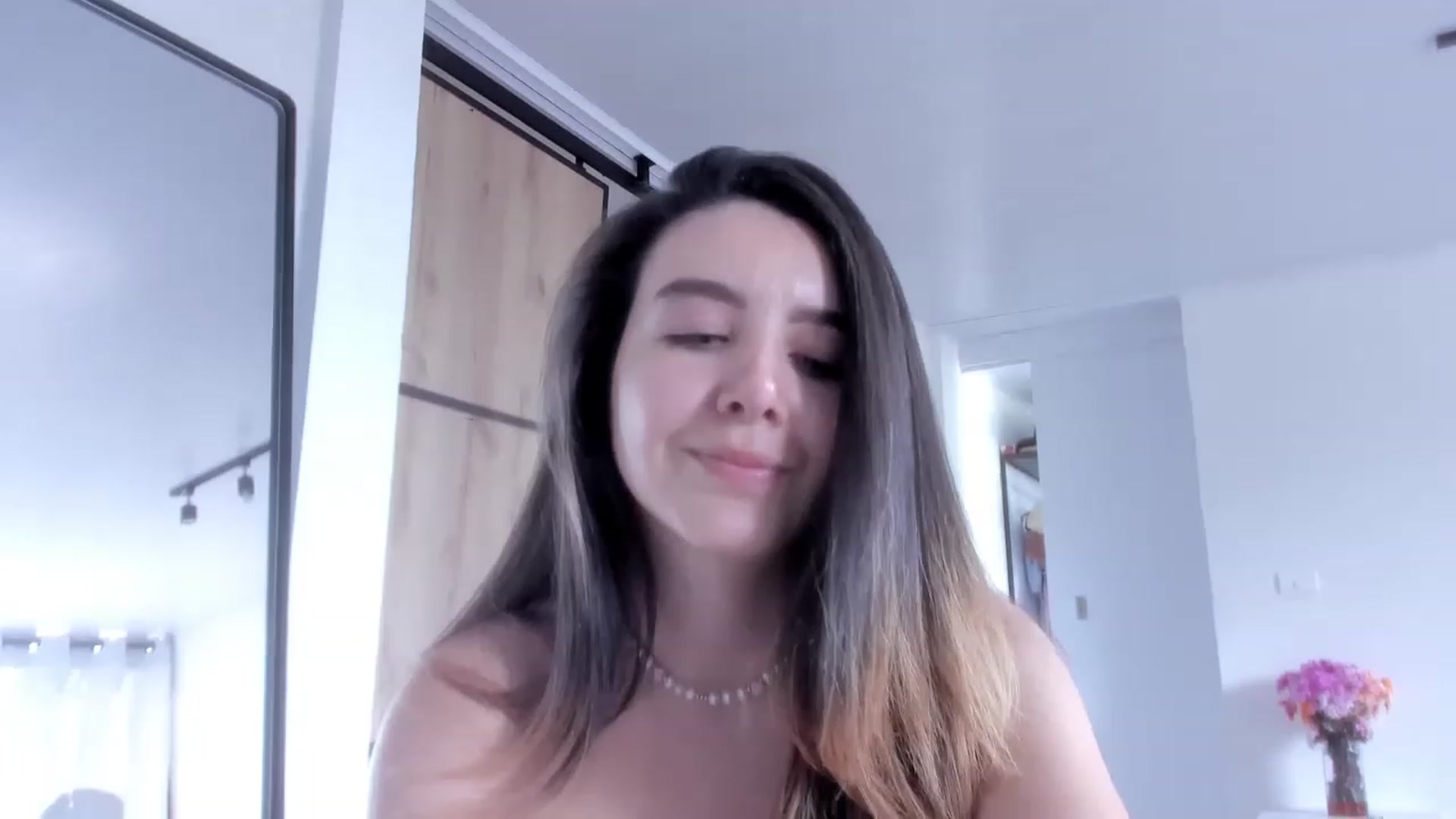 Gallery image thumbnail from LauraVega's myfreecams stream on, 01/26/2023, 17:12 image 8 of 20
