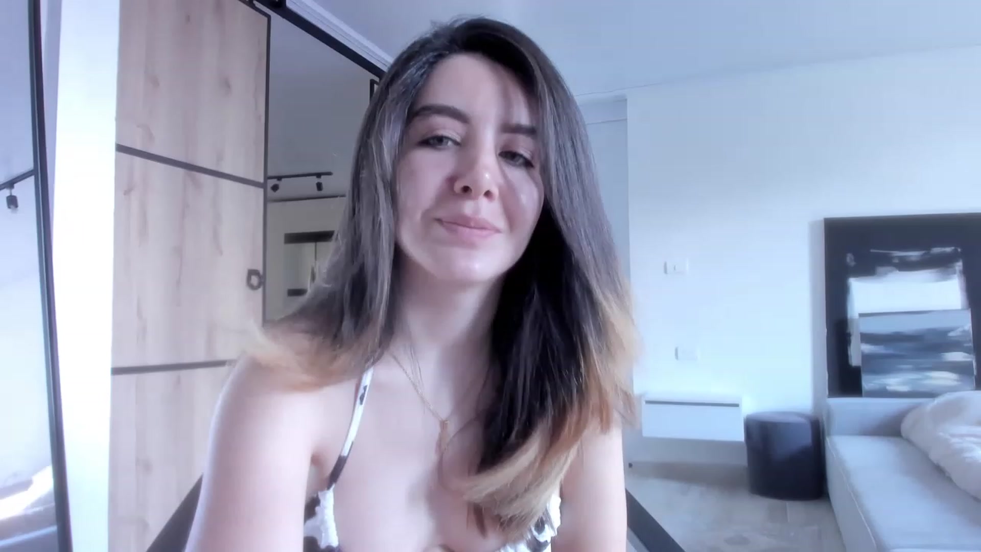 Gallery image thumbnail from LauraVega's myfreecams stream on, 02/01/2023, 16:11 image 4 of 20