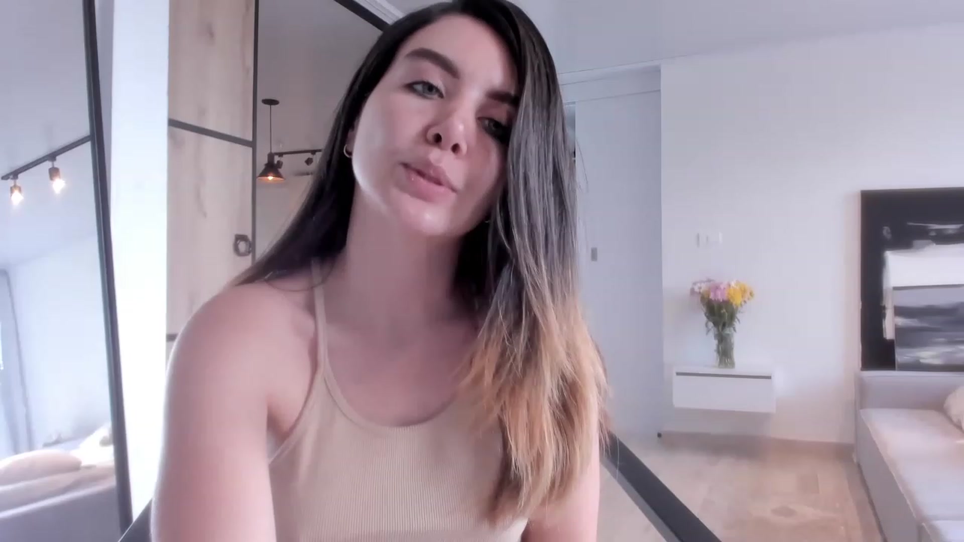 Gallery image thumbnail from LauraVega's myfreecams stream on, 02/11/2023, 15:48 image 6 of 20