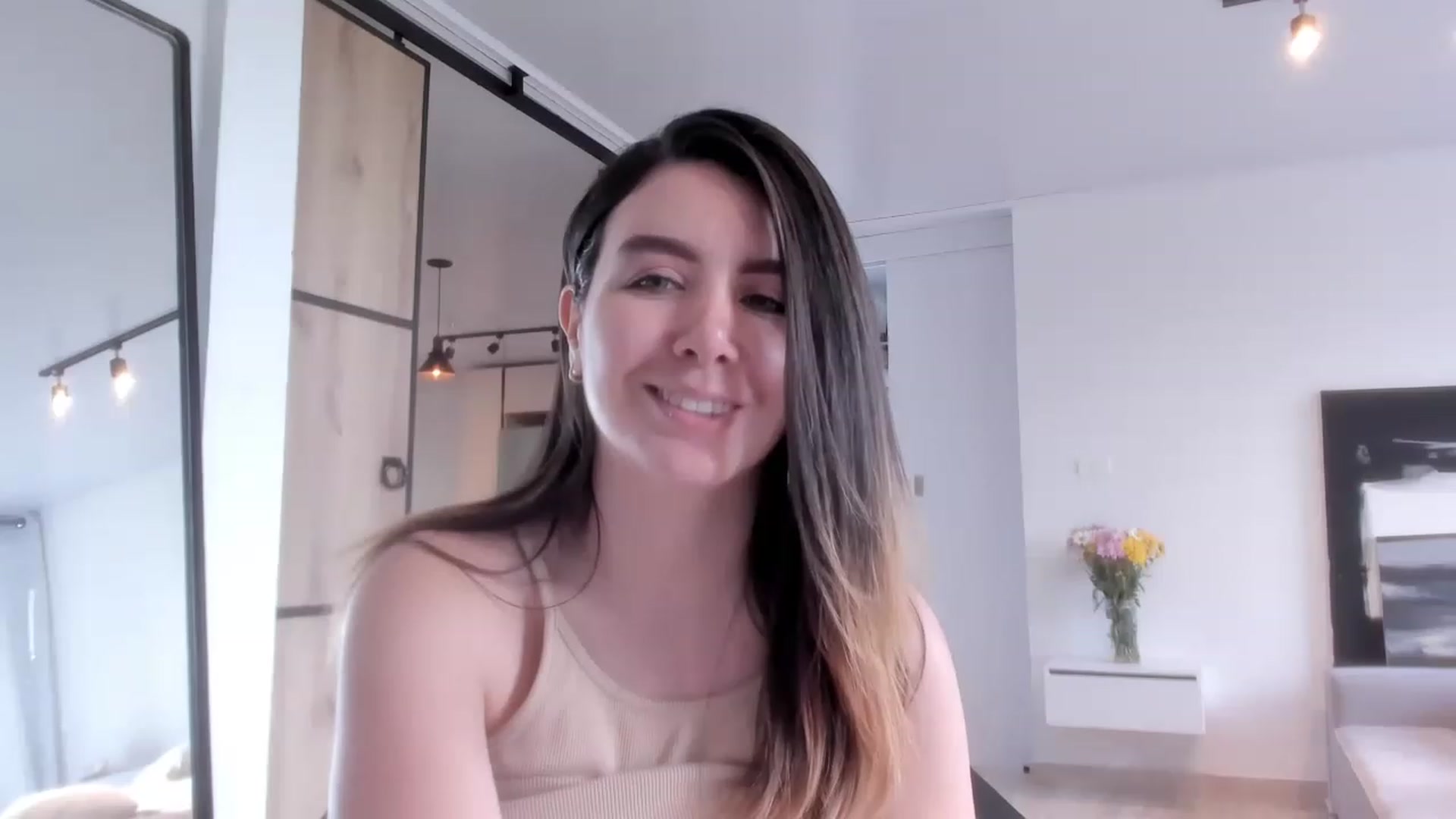 Gallery image thumbnail from LauraVega's myfreecams stream on, 02/11/2023, 15:48 image 12 of 20