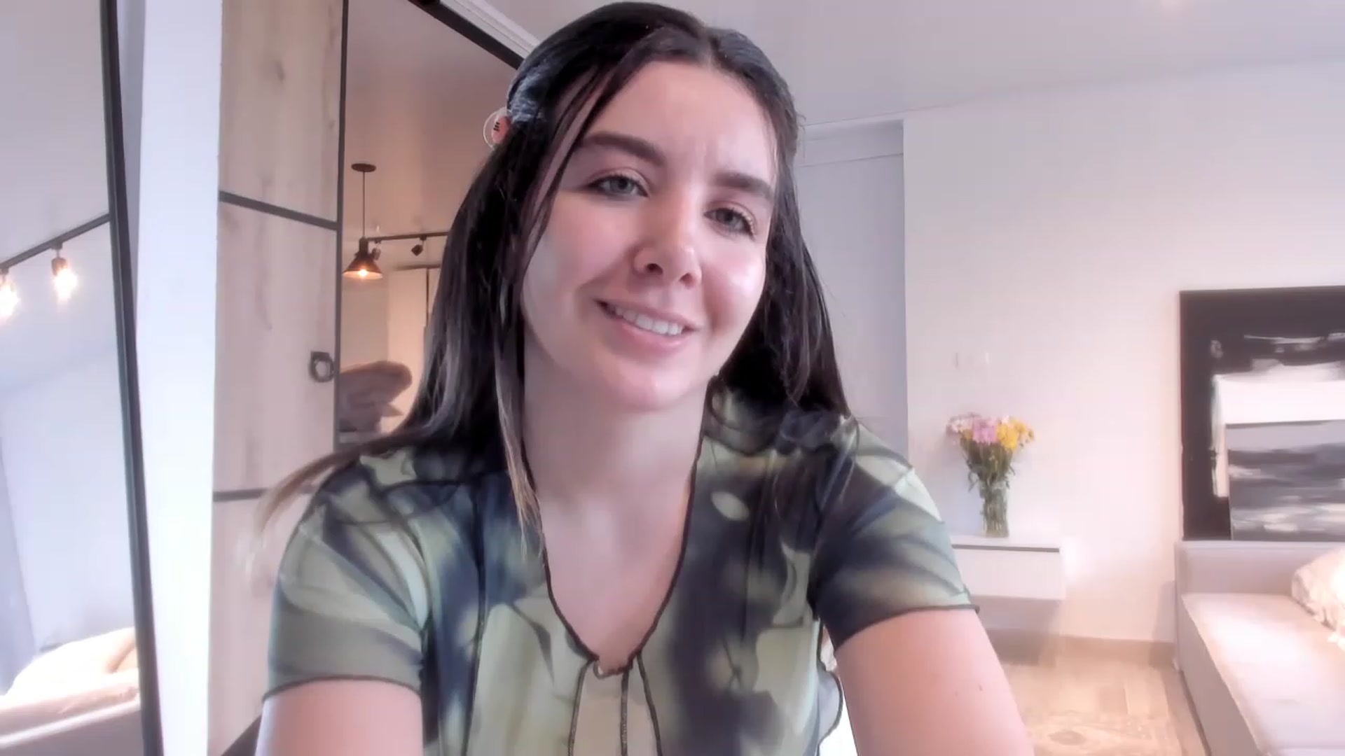 Gallery image thumbnail from LauraVega's myfreecams stream on, 02/12/2023, 15:25 image 13 of 20