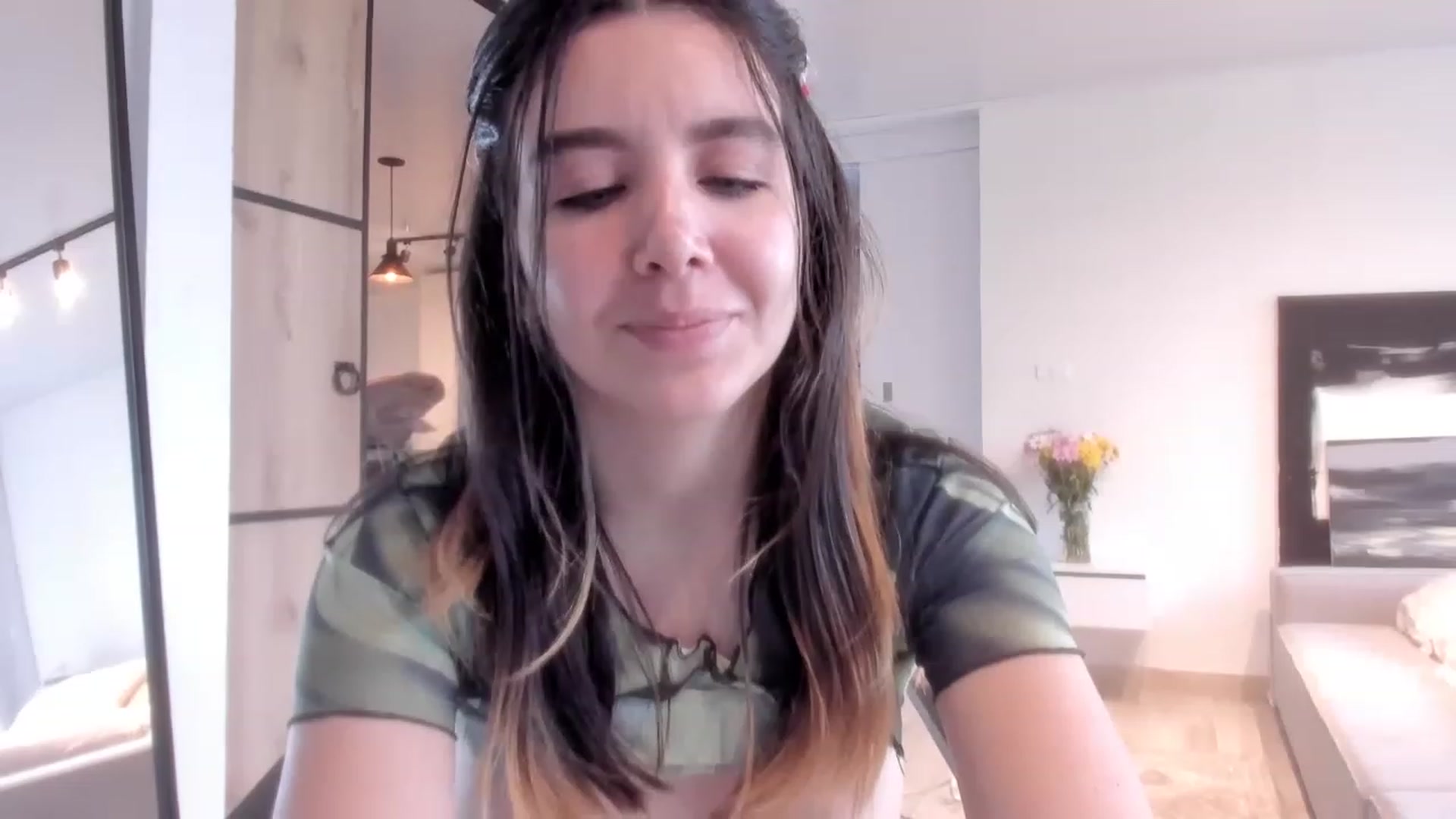 Gallery image thumbnail from LauraVega's myfreecams stream on, 02/12/2023, 15:57 image 9 of 20