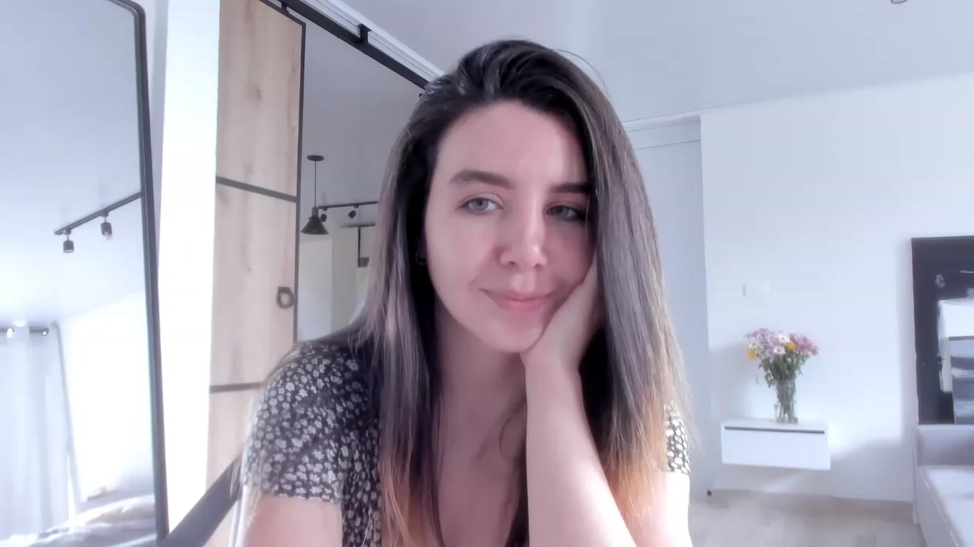 Gallery image thumbnail from LauraVega's myfreecams stream on, 02/13/2023, 17:02 image 18 of 20