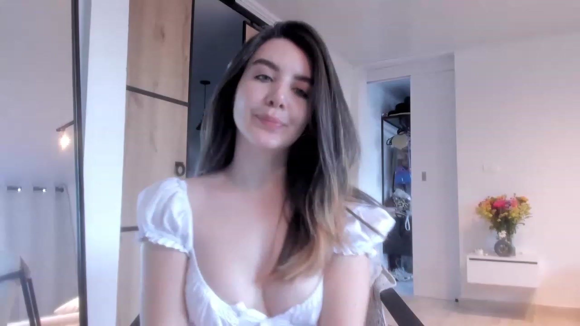 Gallery image thumbnail from LauraVega's myfreecams stream on, 02/25/2023, 23:08 image 19 of 20