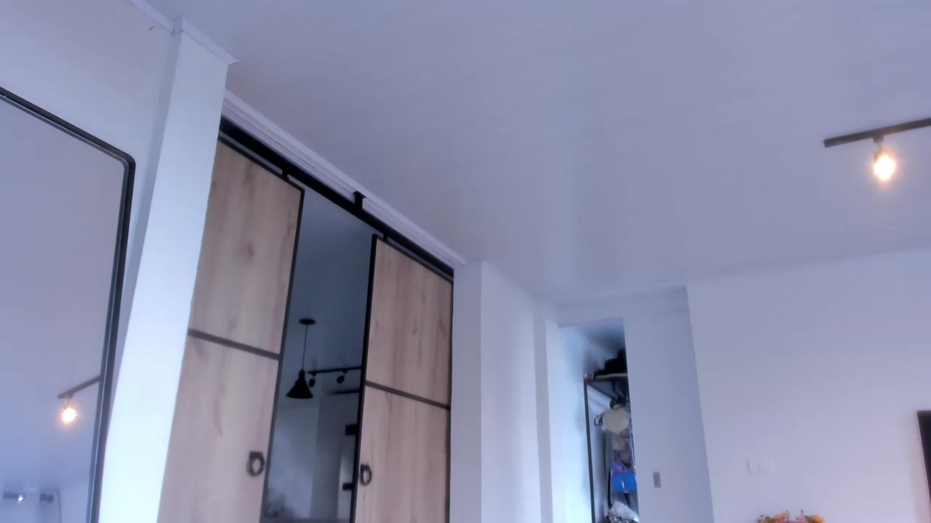 Gallery image thumbnail from LauraVega's myfreecams stream on, 02/25/2023, 23:08 image 1 of 20