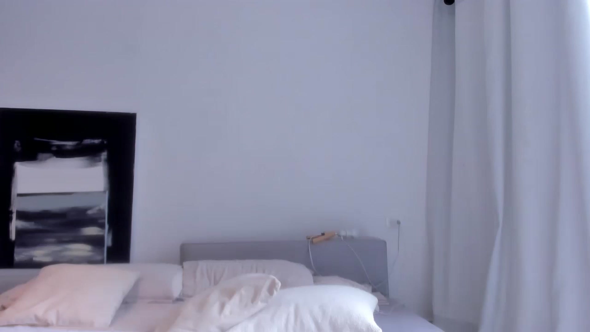 Gallery image thumbnail from LauraVega's myfreecams stream on, 03/01/2023, 18:12 image 6 of 20