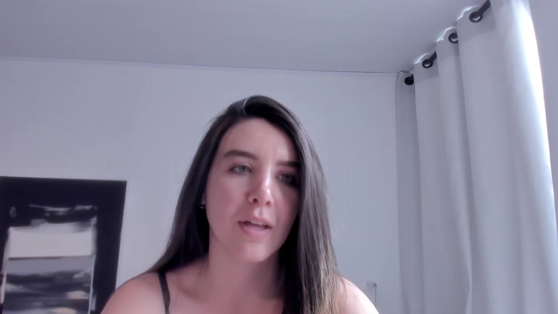Gallery image thumbnail from LauraVega's myfreecams stream on, 03/01/2023, 18:12 image 9 of 20