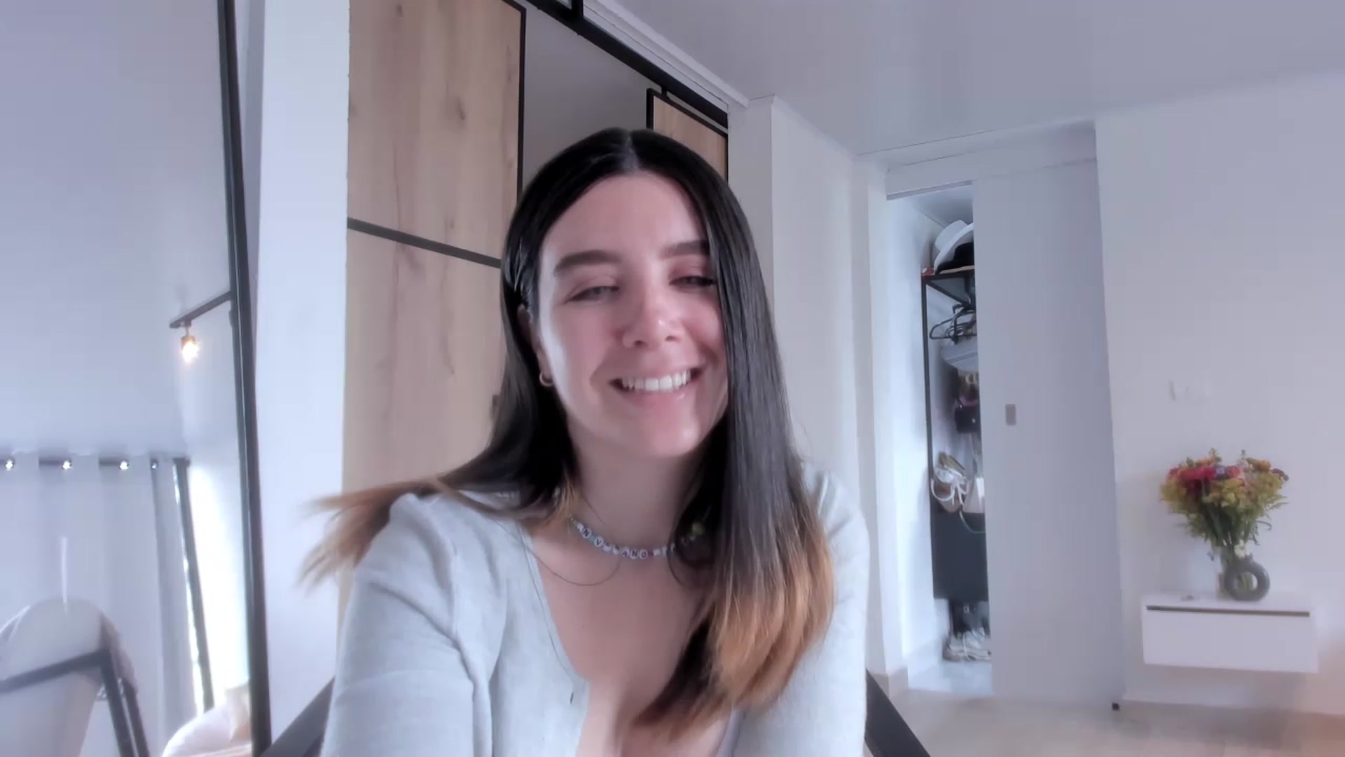 Gallery image thumbnail from LauraVega's myfreecams stream on, 03/05/2023, 17:45 image 4 of 20