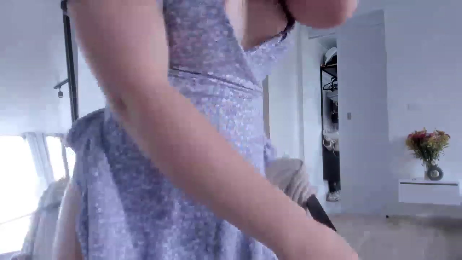 Gallery image thumbnail from LauraVega's myfreecams stream on, 03/06/2023, 15:43 image 6 of 20