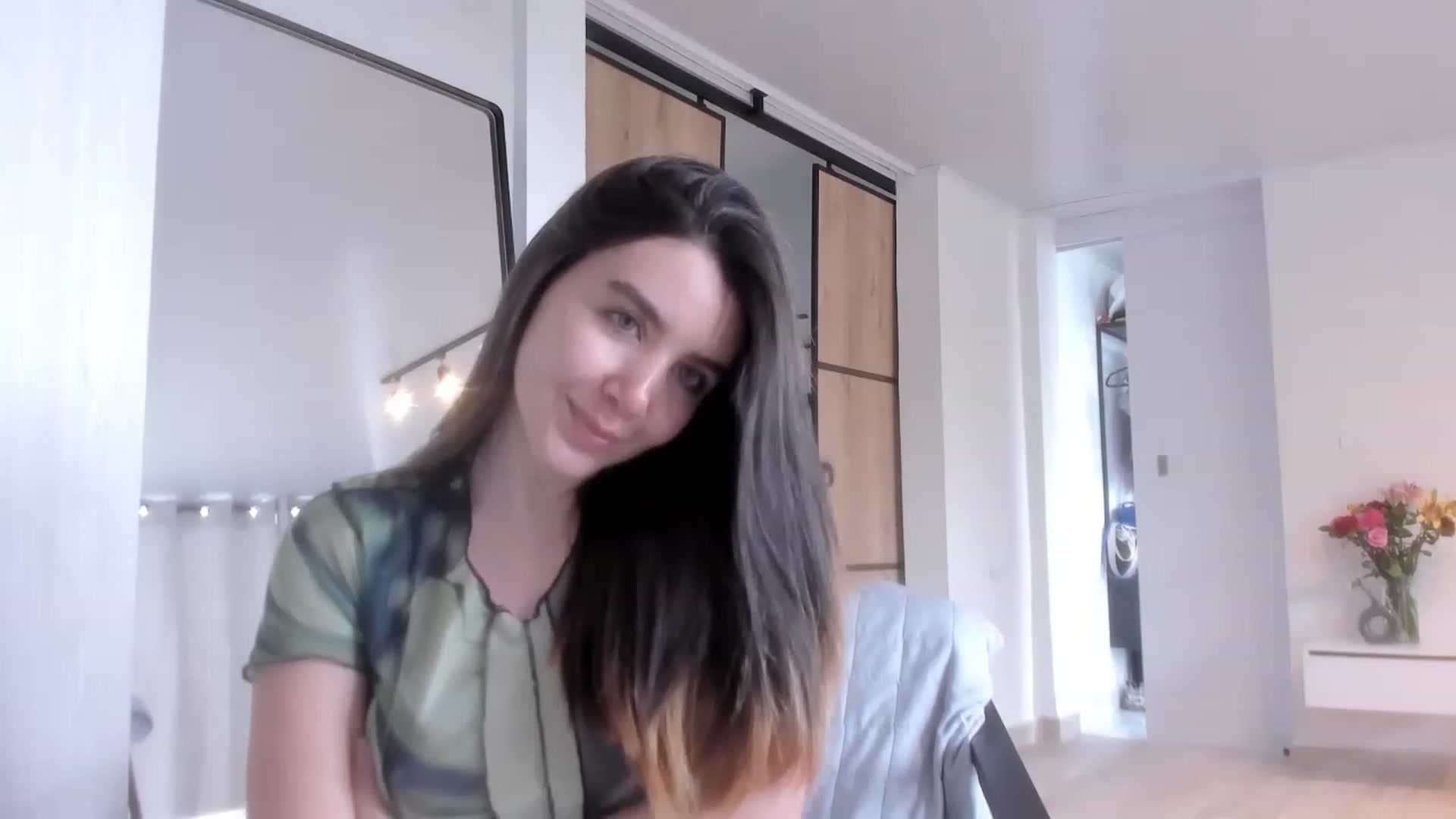 Gallery image thumbnail from LauraVega's myfreecams stream on, 03/10/2023, 17:52 image 3 of 20