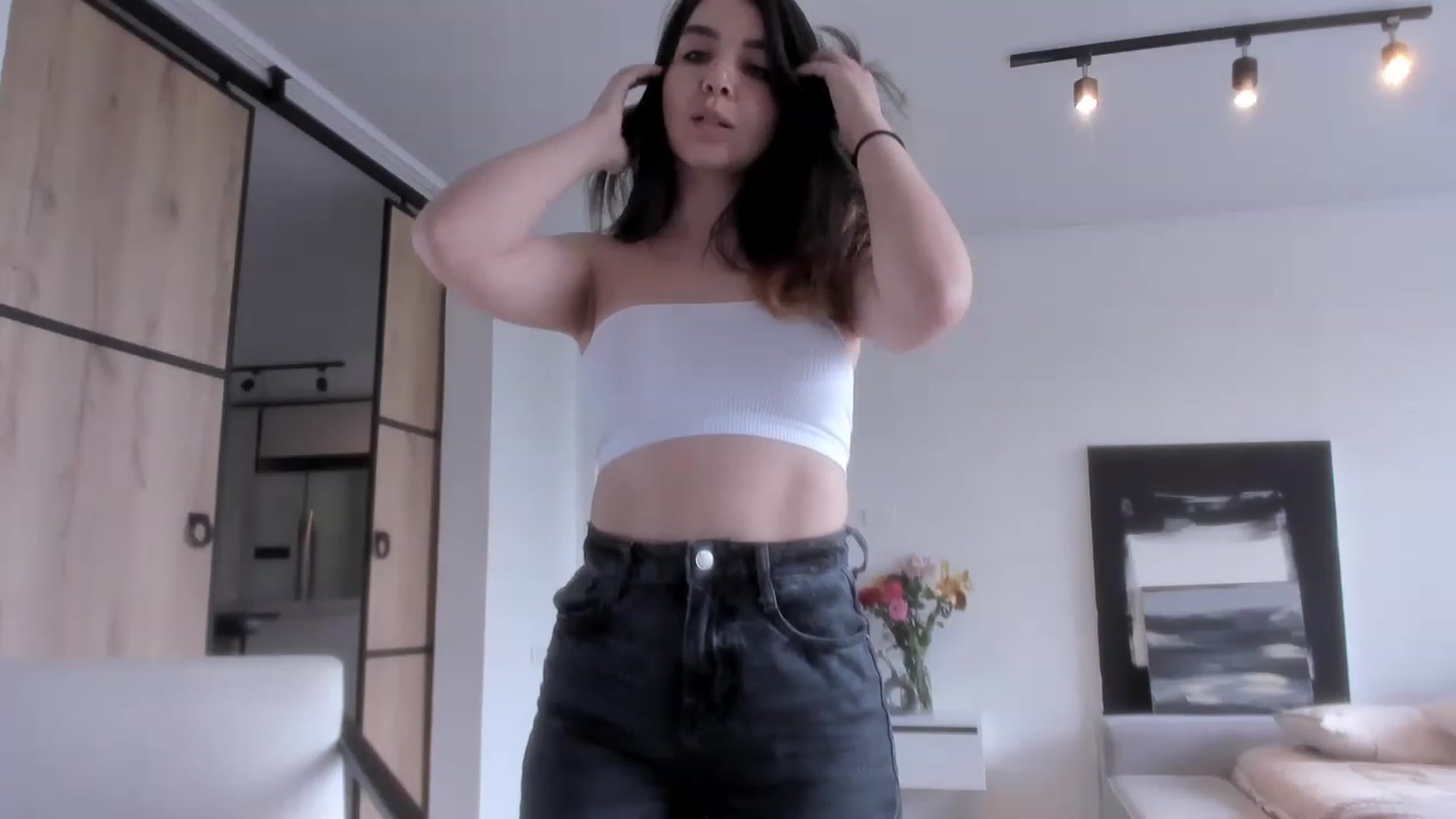 Gallery image thumbnail from LauraVega's myfreecams stream on, 03/13/2023, 16:50 image 14 of 20