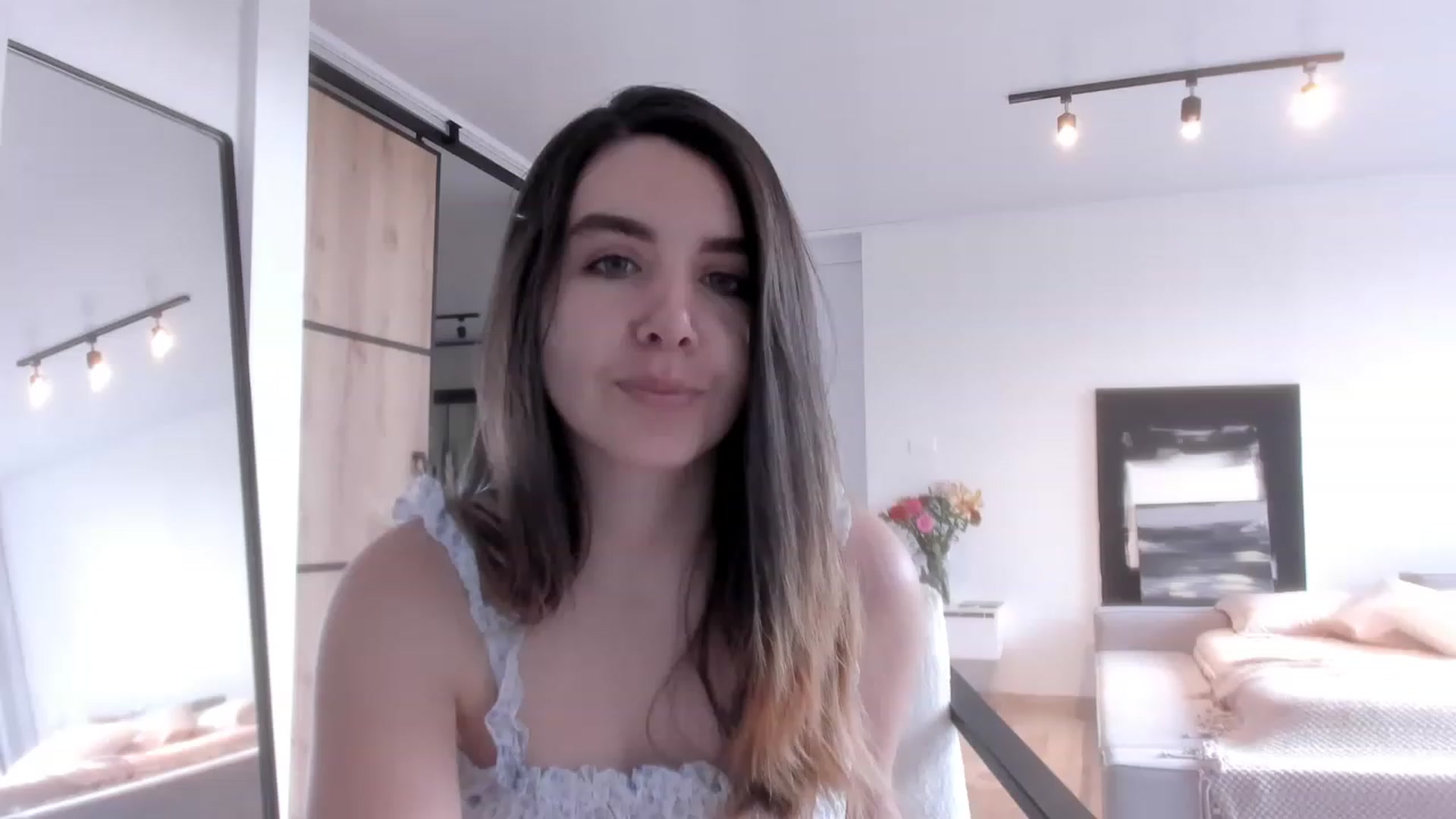 Gallery image thumbnail from LauraVega's myfreecams stream on, 03/18/2023, 16:46 image 15 of 20