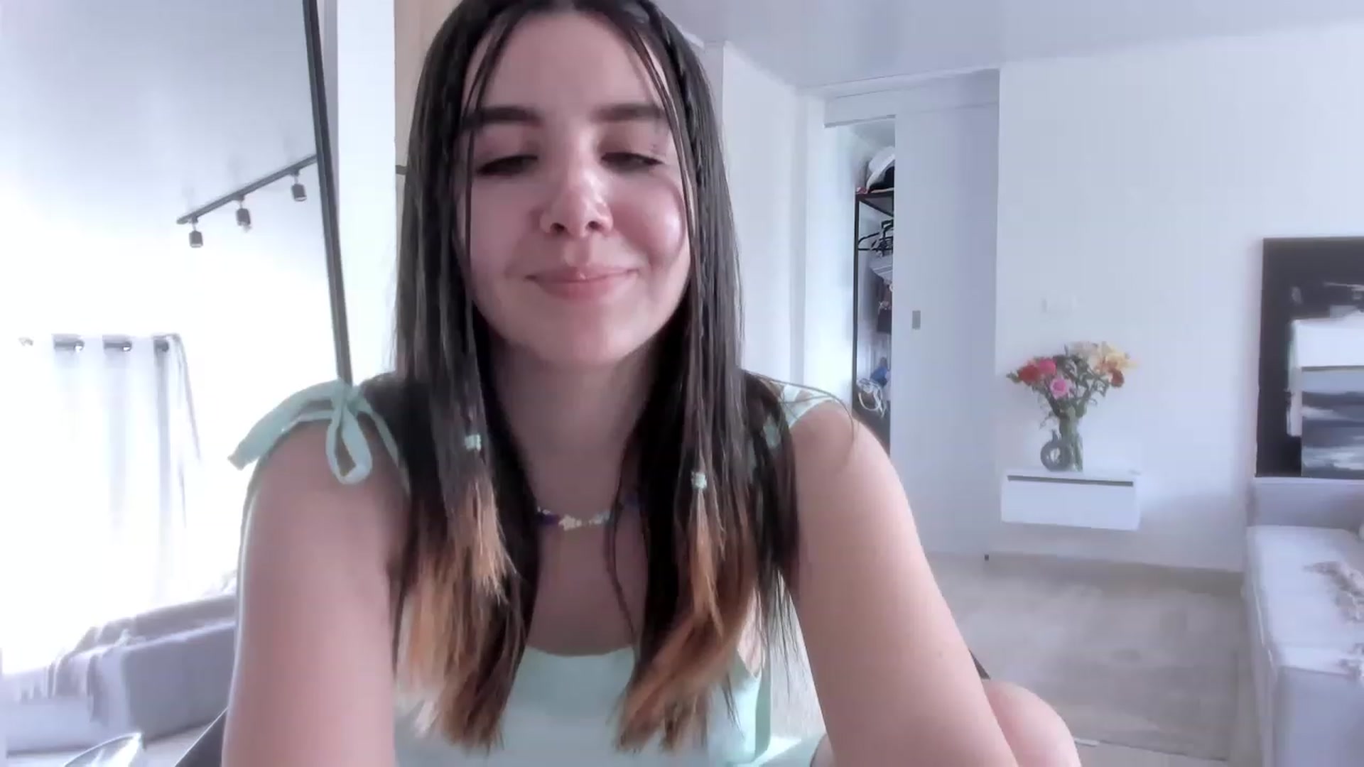 Gallery image thumbnail from LauraVega's myfreecams stream on, 03/19/2023, 16:23 image 9 of 20