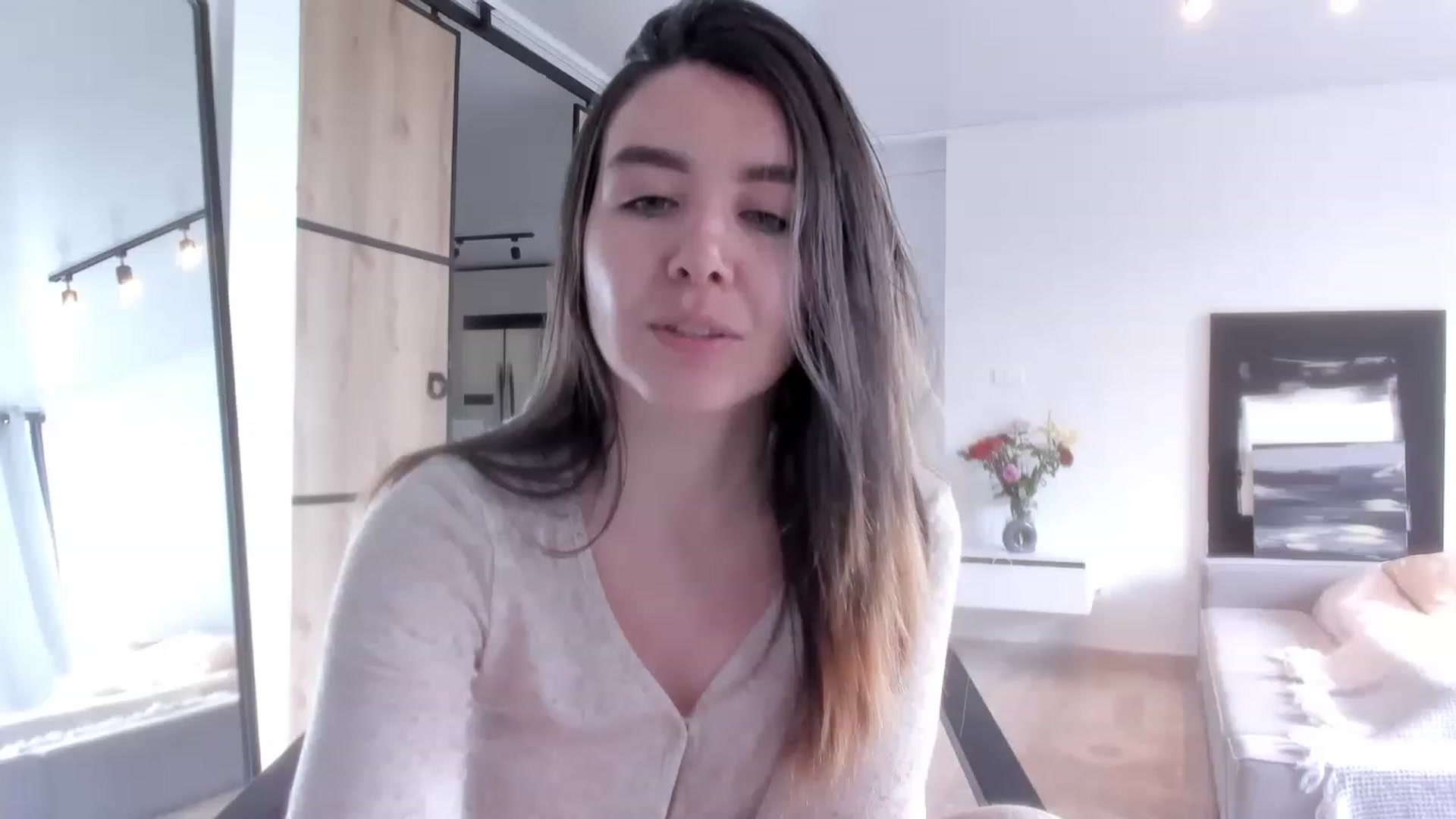 Gallery image thumbnail from LauraVega's myfreecams stream on, 03/24/2023, 16:32 image 8 of 20