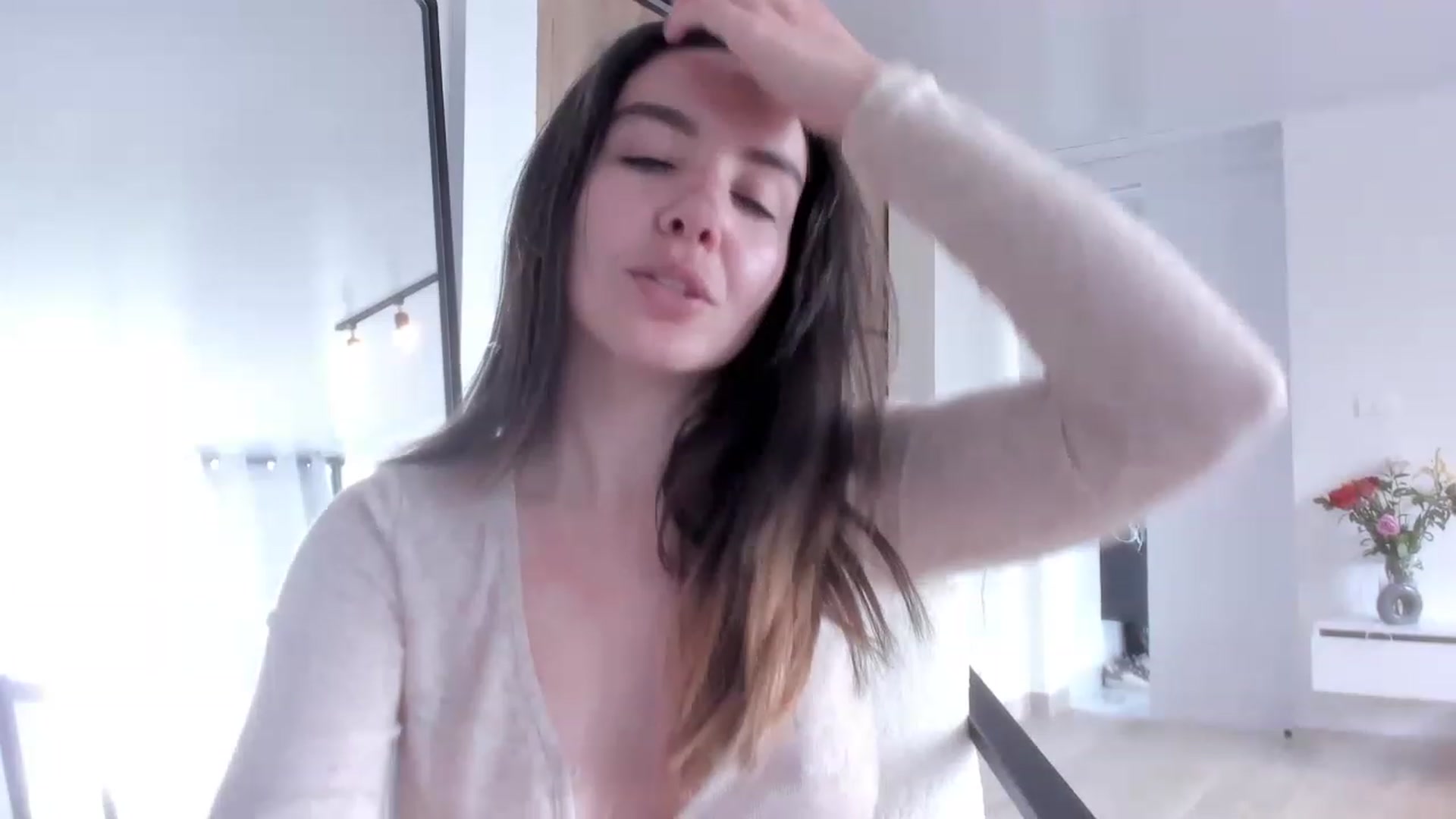 Gallery image thumbnail from LauraVega's myfreecams stream on, 03/24/2023, 18:03 image 19 of 20