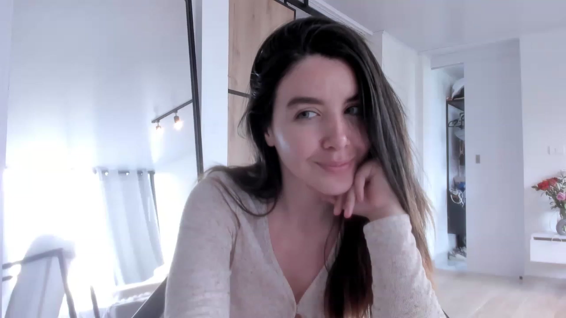 Gallery image thumbnail from LauraVega's myfreecams stream on, 03/24/2023, 18:03 image 6 of 20