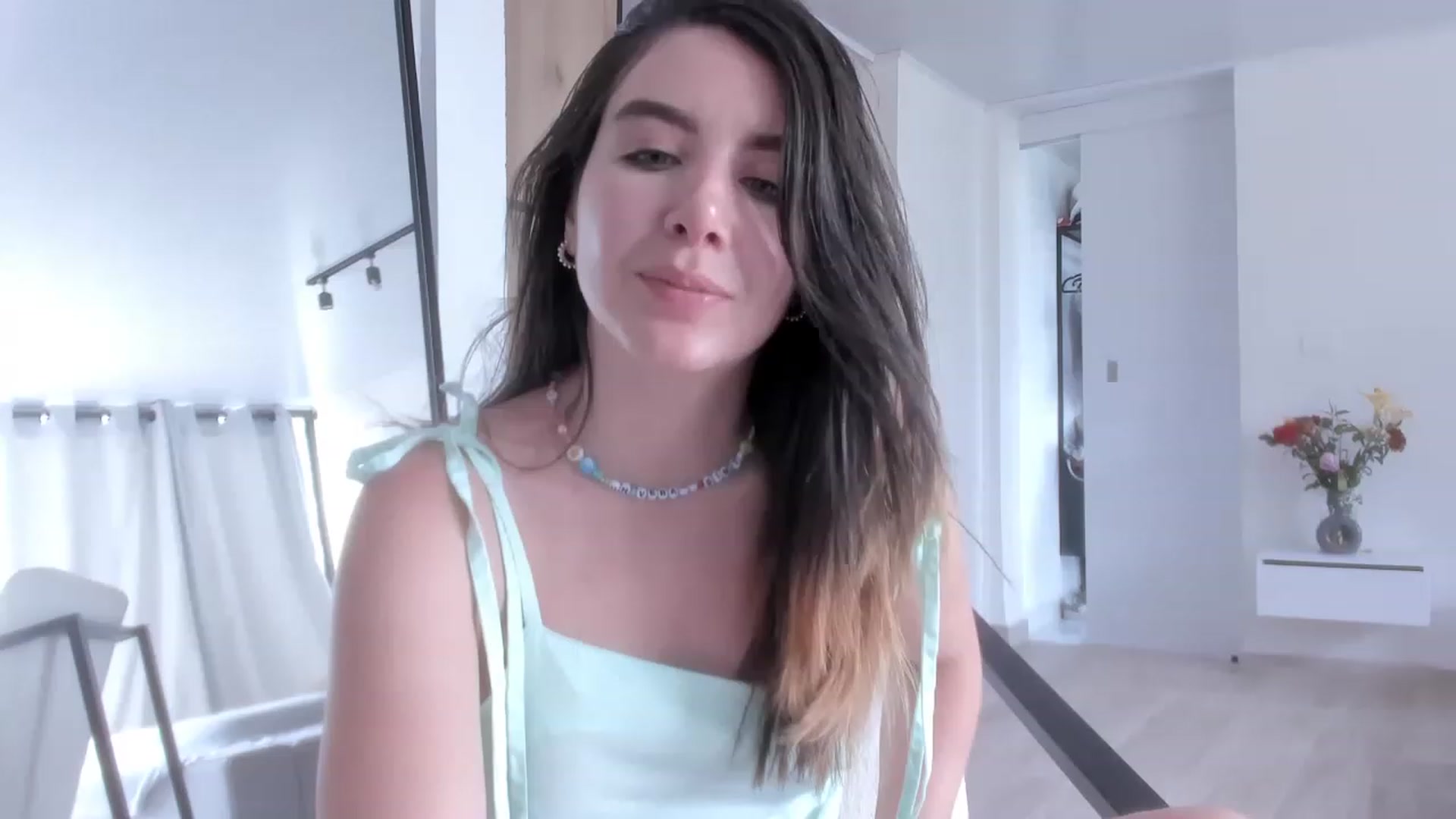 Gallery image thumbnail from LauraVega's myfreecams stream on, 03/28/2023, 16:18 image 7 of 20