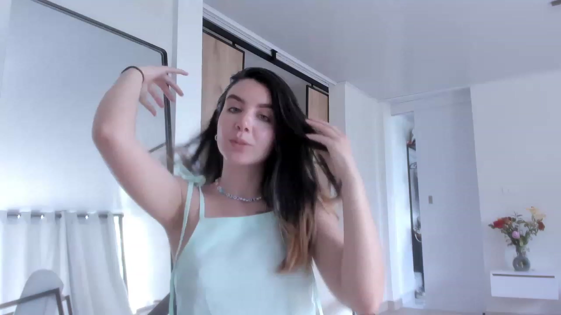 Gallery image thumbnail from LauraVega's myfreecams stream on, 03/28/2023, 16:18 image 12 of 20