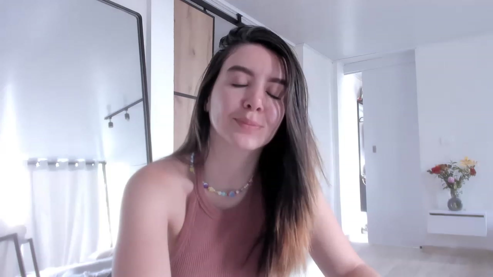 Gallery image thumbnail from LauraVega's myfreecams stream on, 03/29/2023, 15:09 image 9 of 20