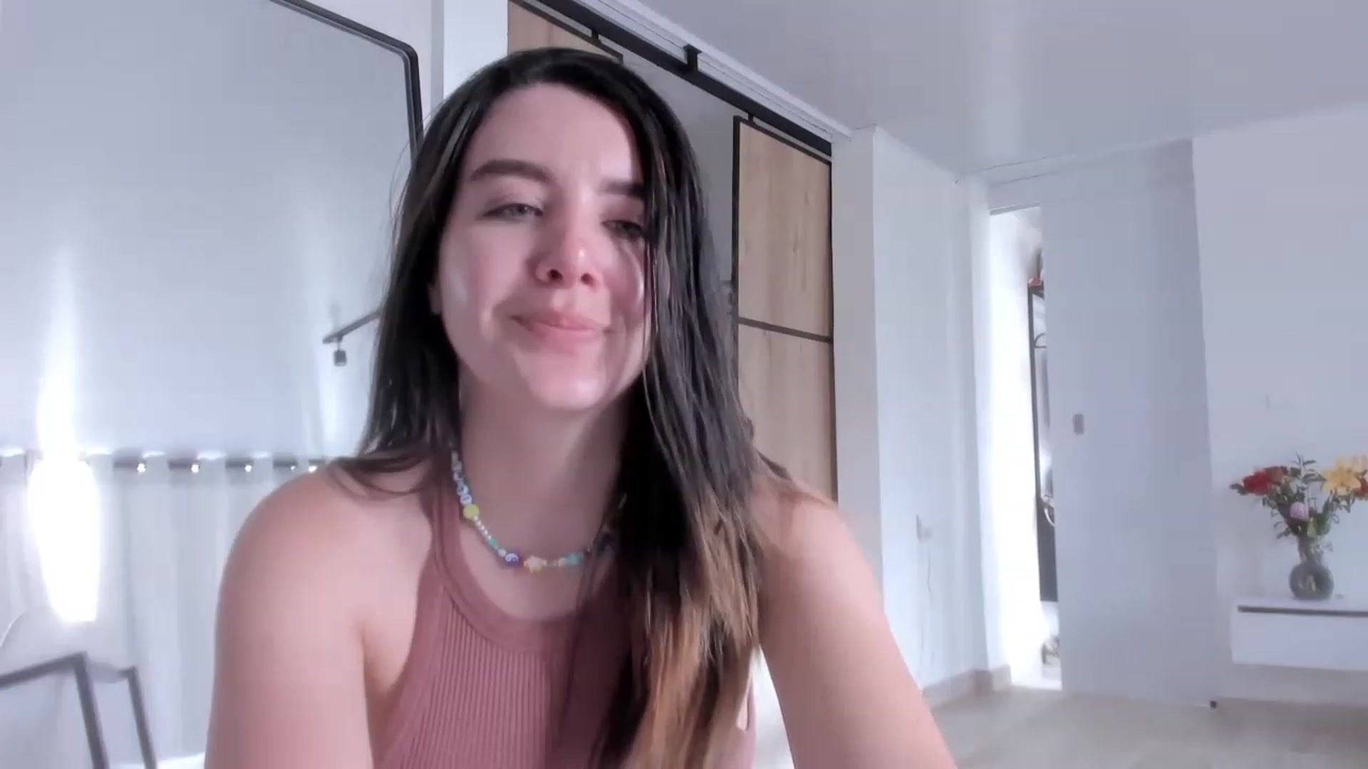 Gallery image thumbnail from LauraVega's myfreecams stream on, 03/29/2023, 16:12 image 17 of 20