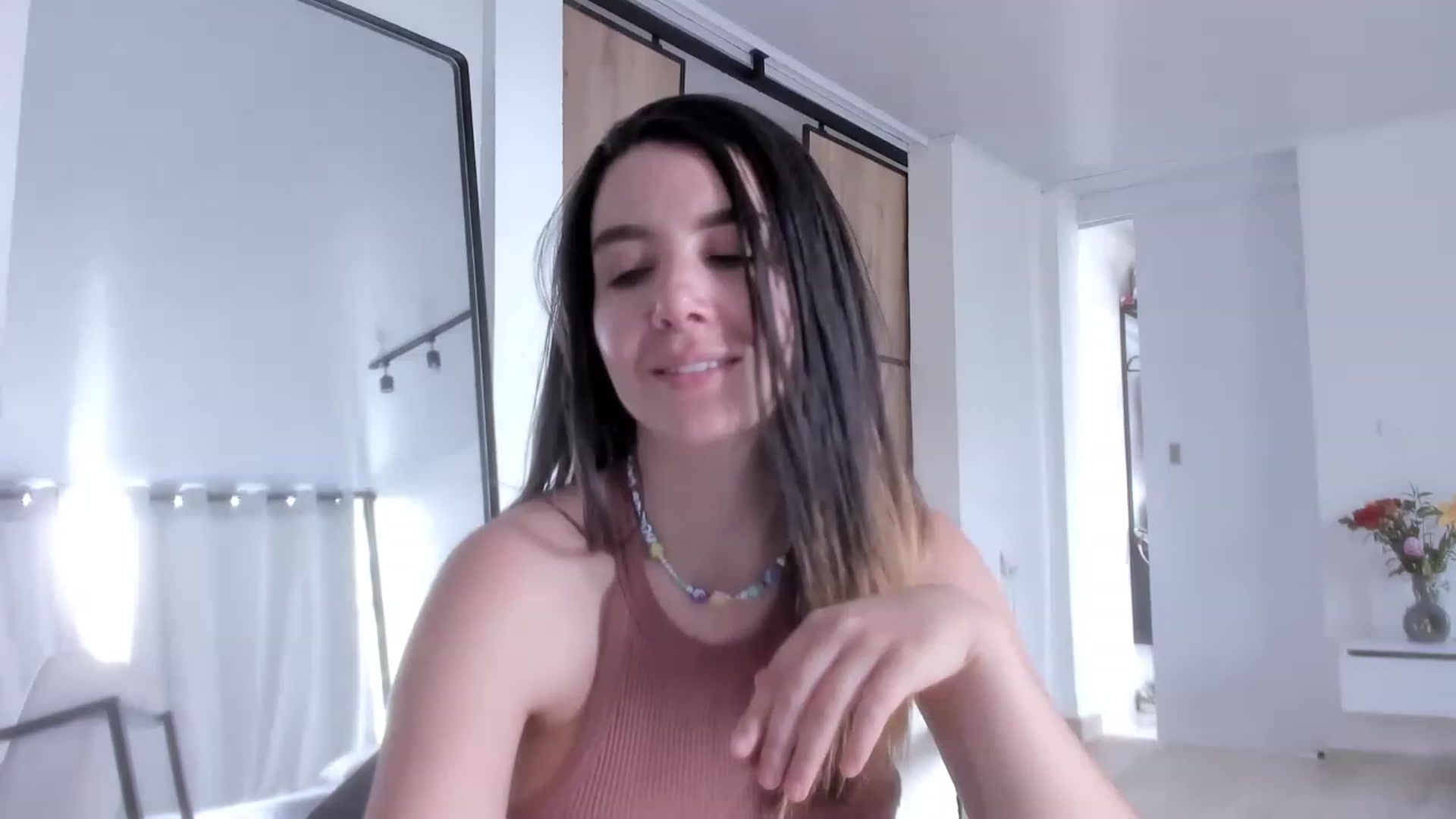 Gallery image thumbnail from LauraVega's myfreecams stream on, 03/29/2023, 16:12 image 19 of 20