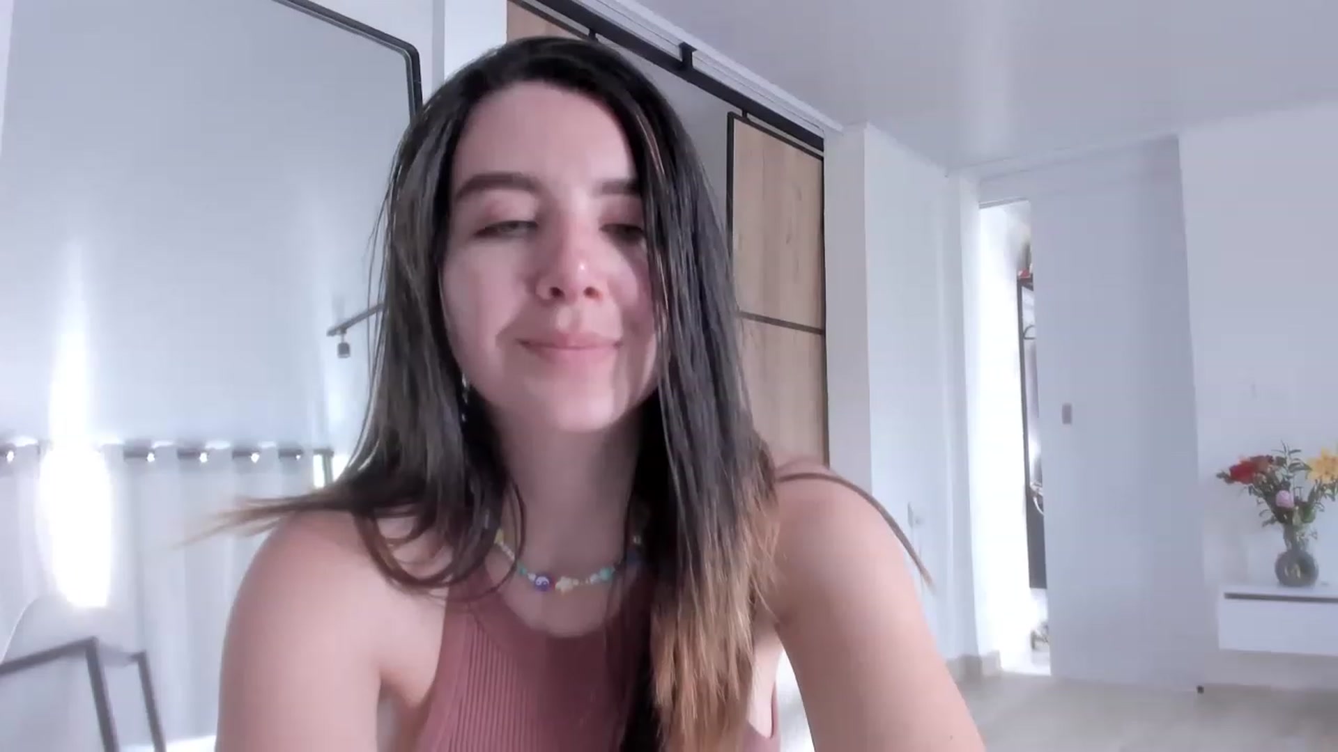 Gallery image thumbnail from LauraVega's myfreecams stream on, 03/29/2023, 16:12 image 18 of 20