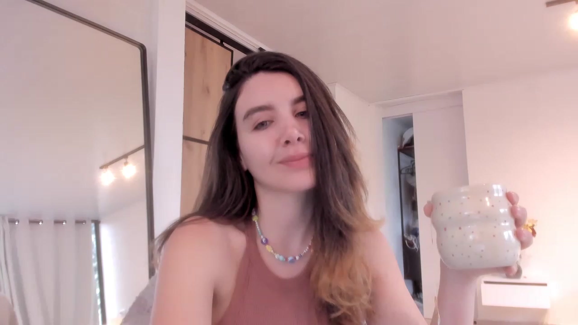 Gallery image thumbnail from LauraVega's myfreecams stream on, 03/29/2023, 22:31 image 19 of 20